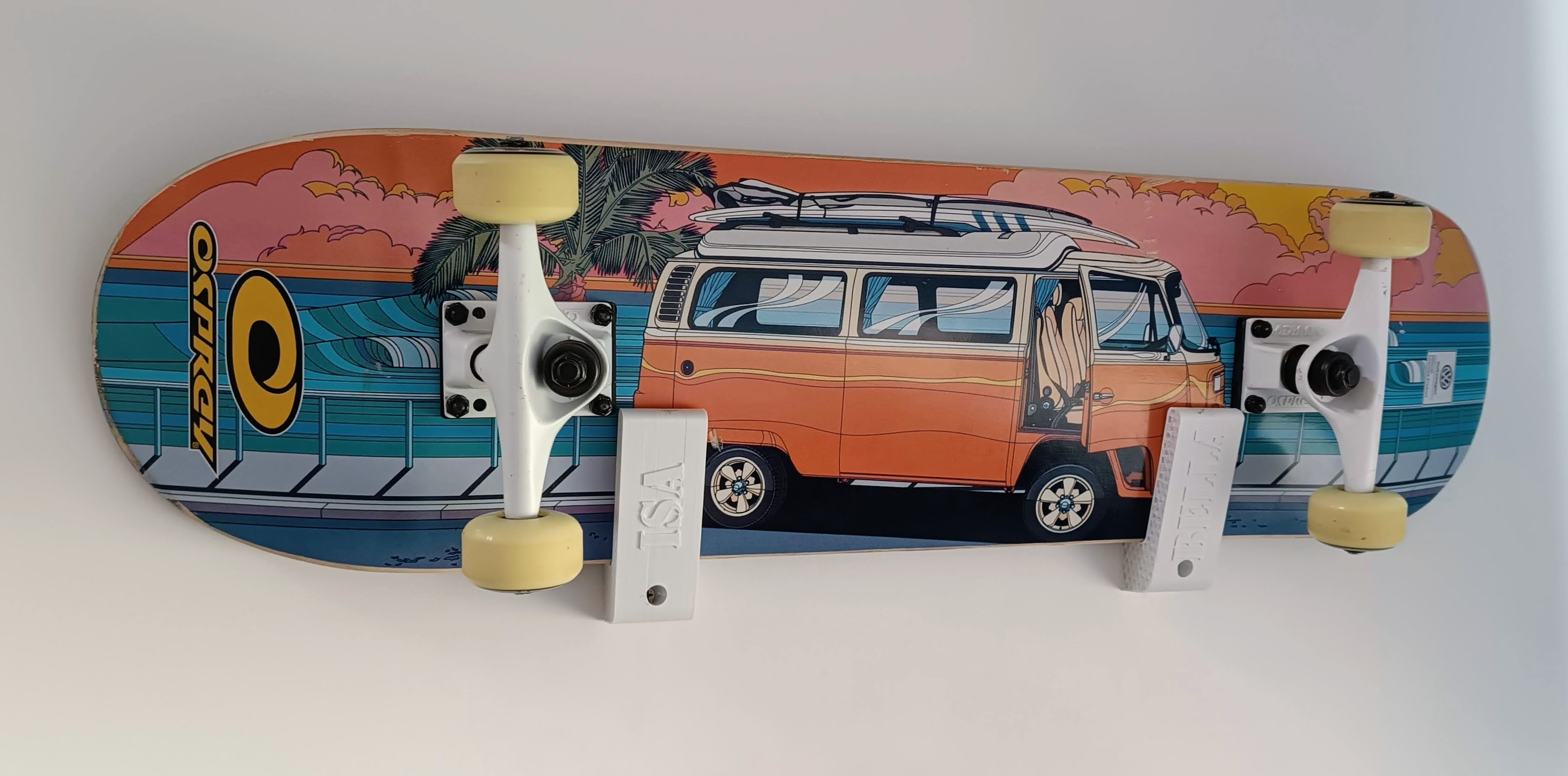 V Robust Wall Mount for Skateboard
