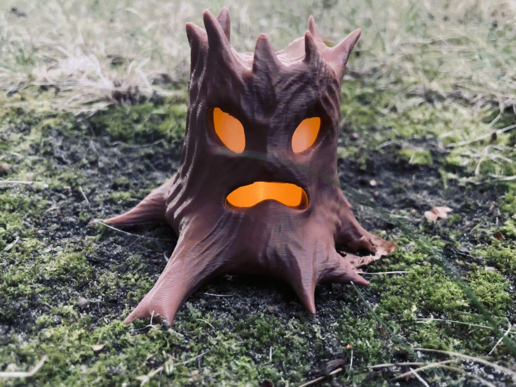 Haunted Tree - Halloween candle decoration