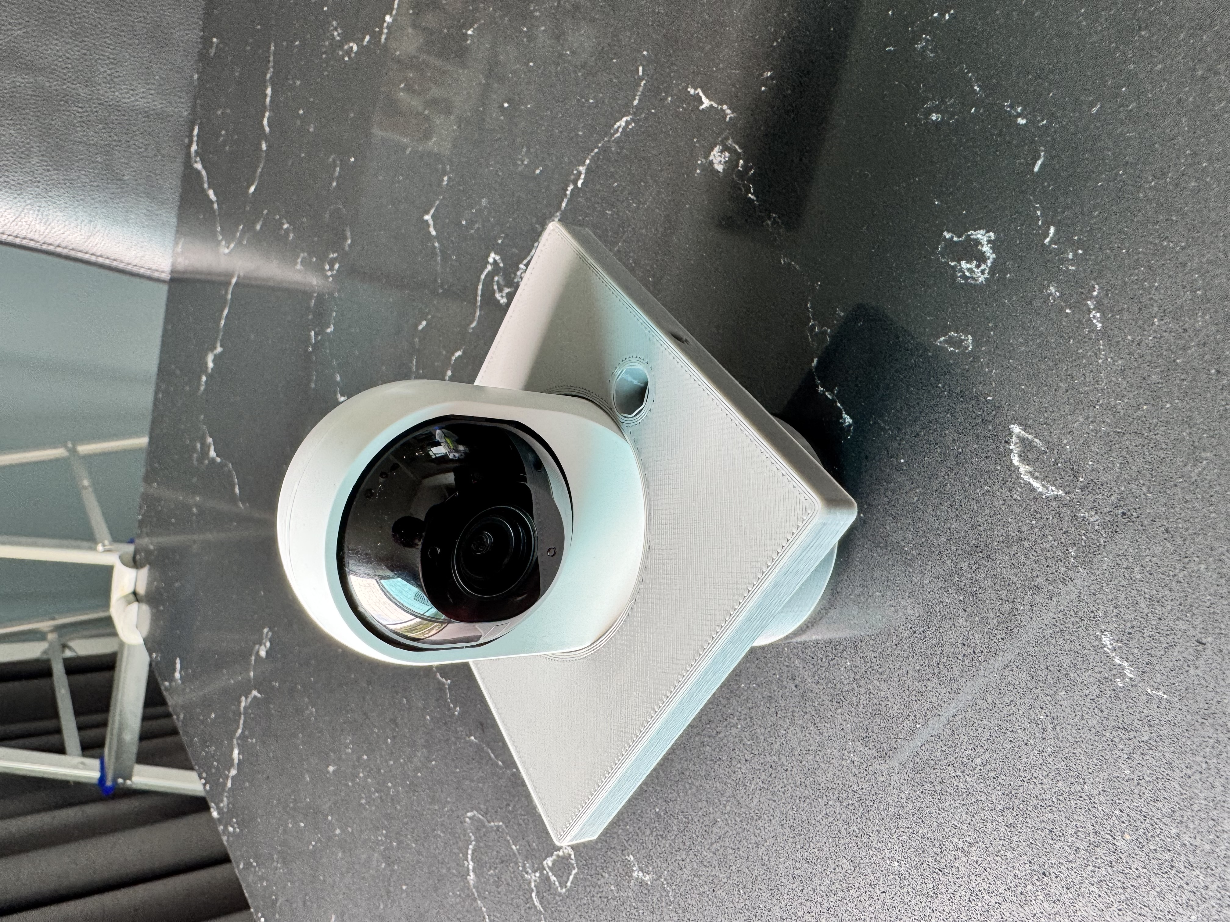 G3 Flex UK Faceplate Ceiling Mount