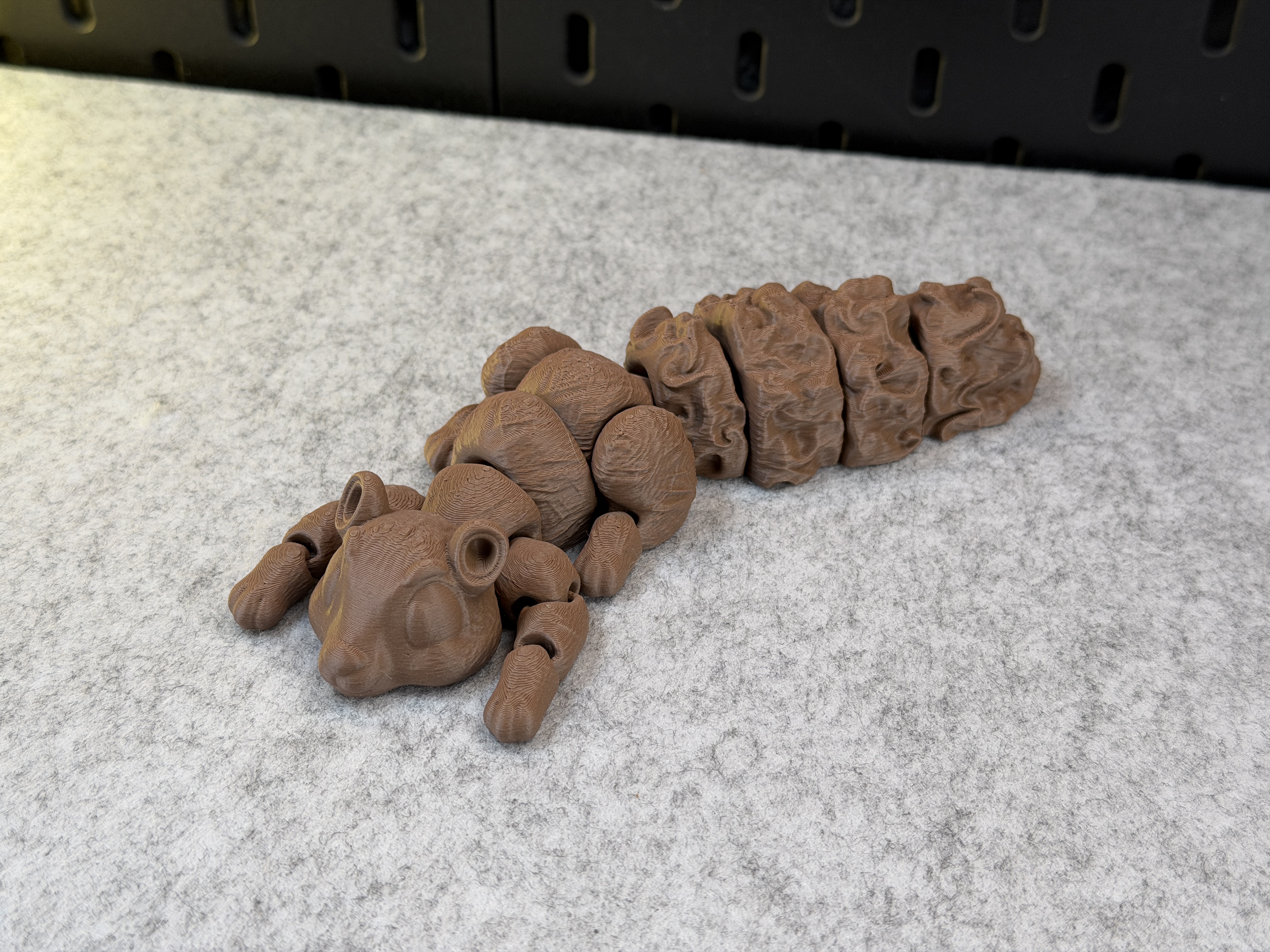 Miniatura 15 do modelo 3D Articulated Cute Squirrel