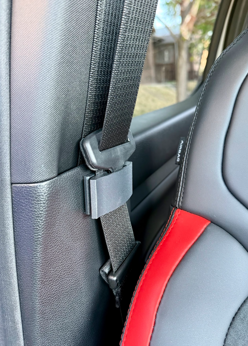 Seatbelt Holders - Stop the flapping!