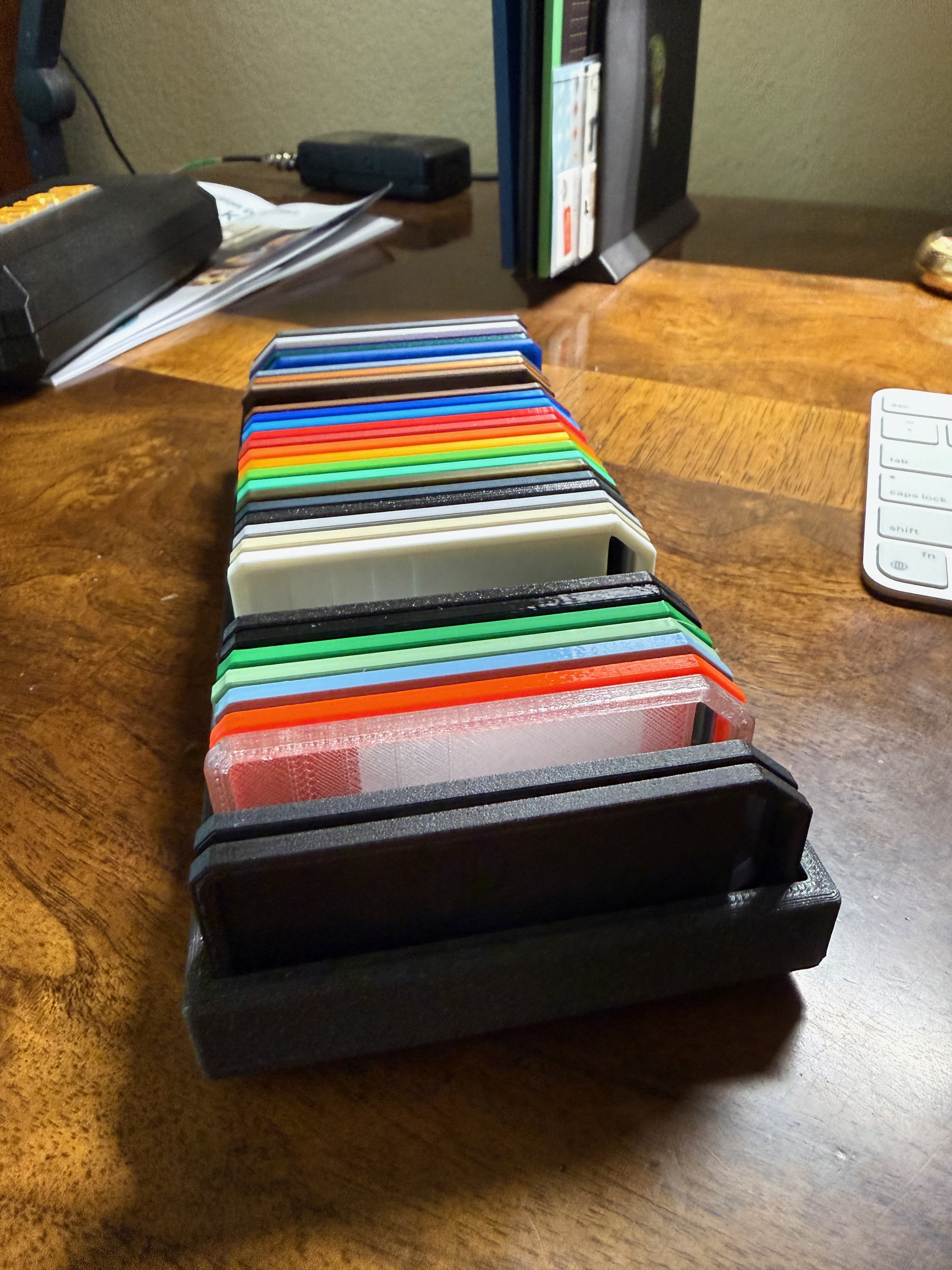 Filament sample tray with parametric Fusion file