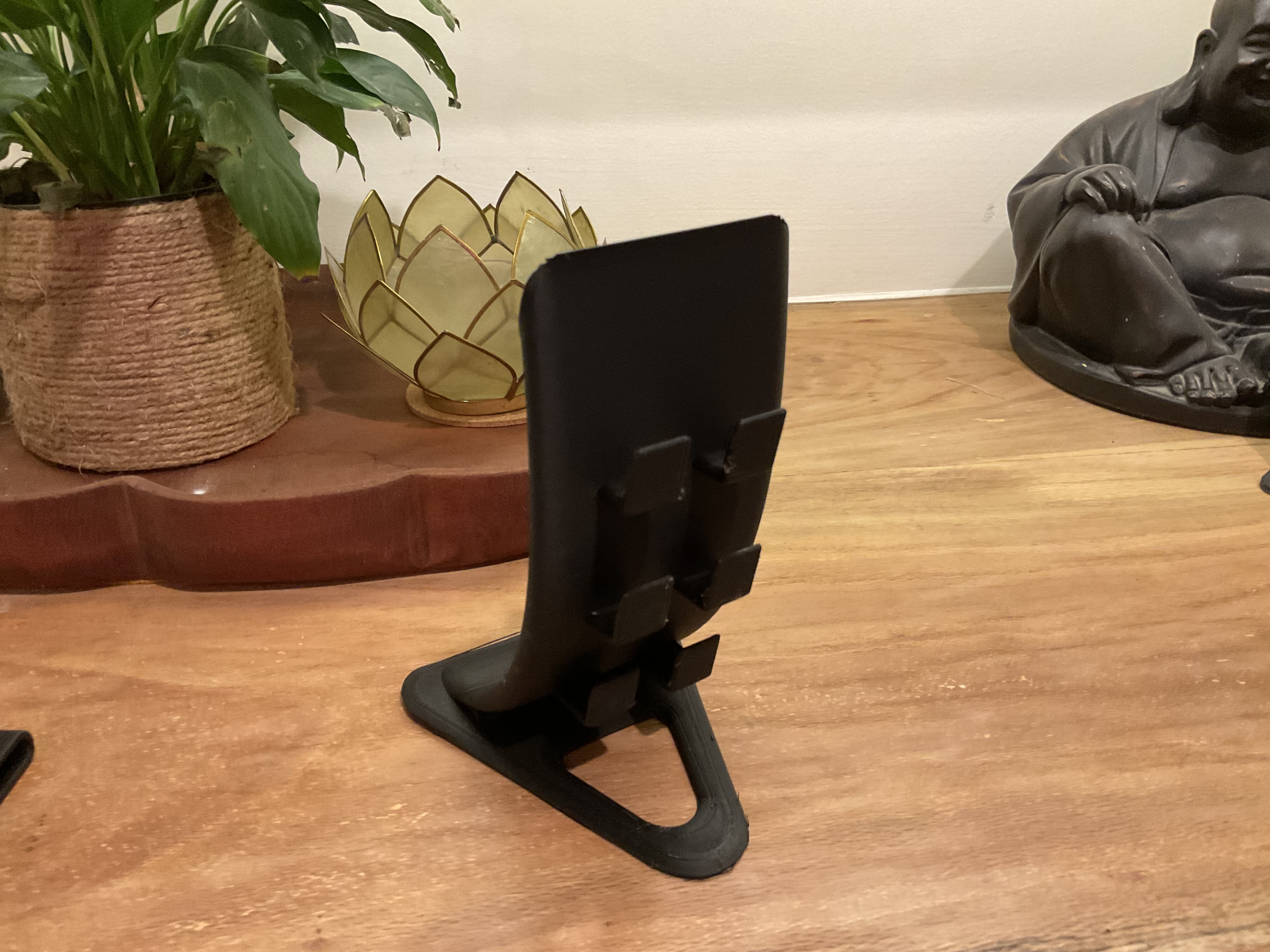 Sunglasses stand single and x3