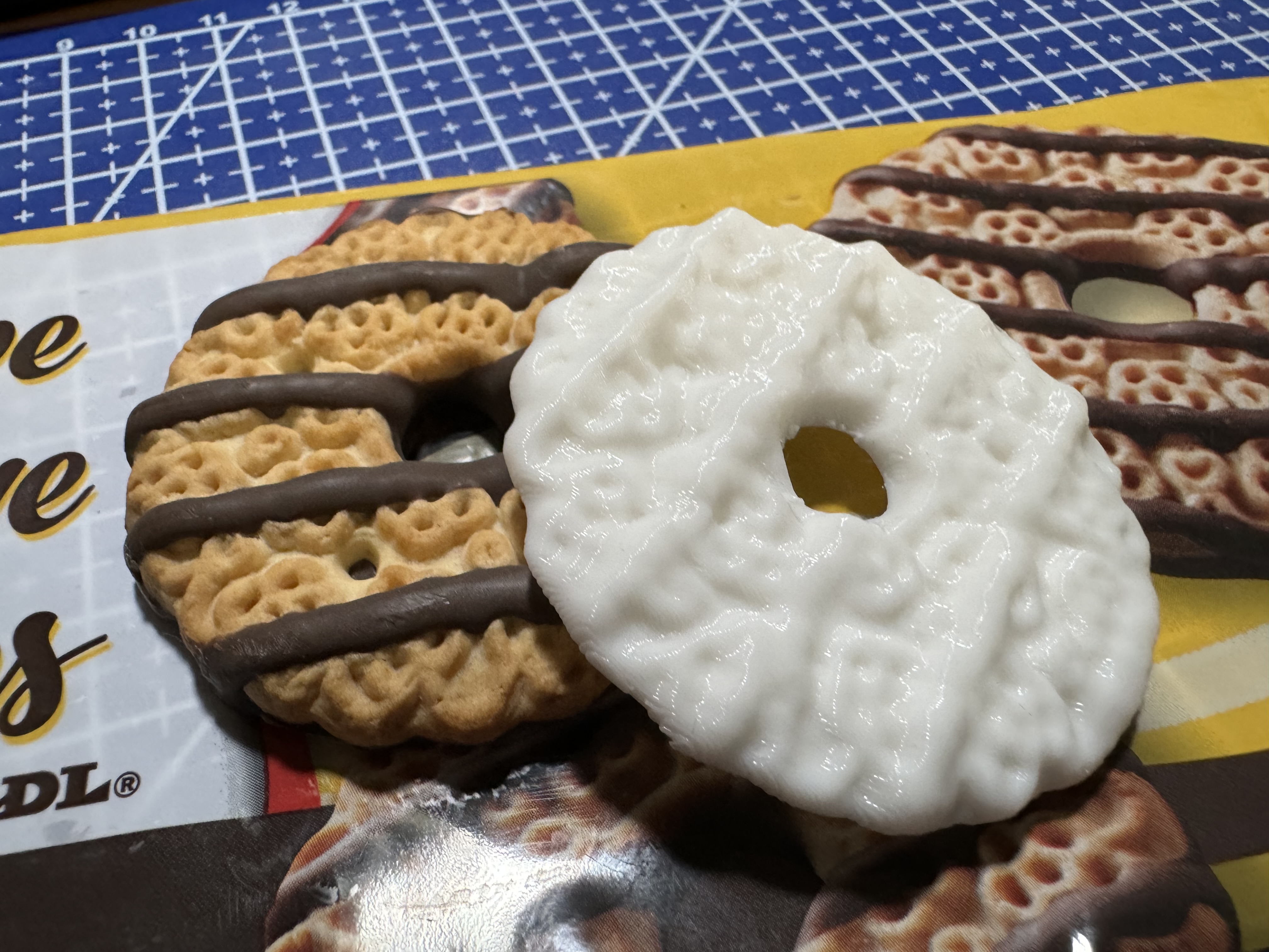 Fudge Striped Cookie 3D Scan