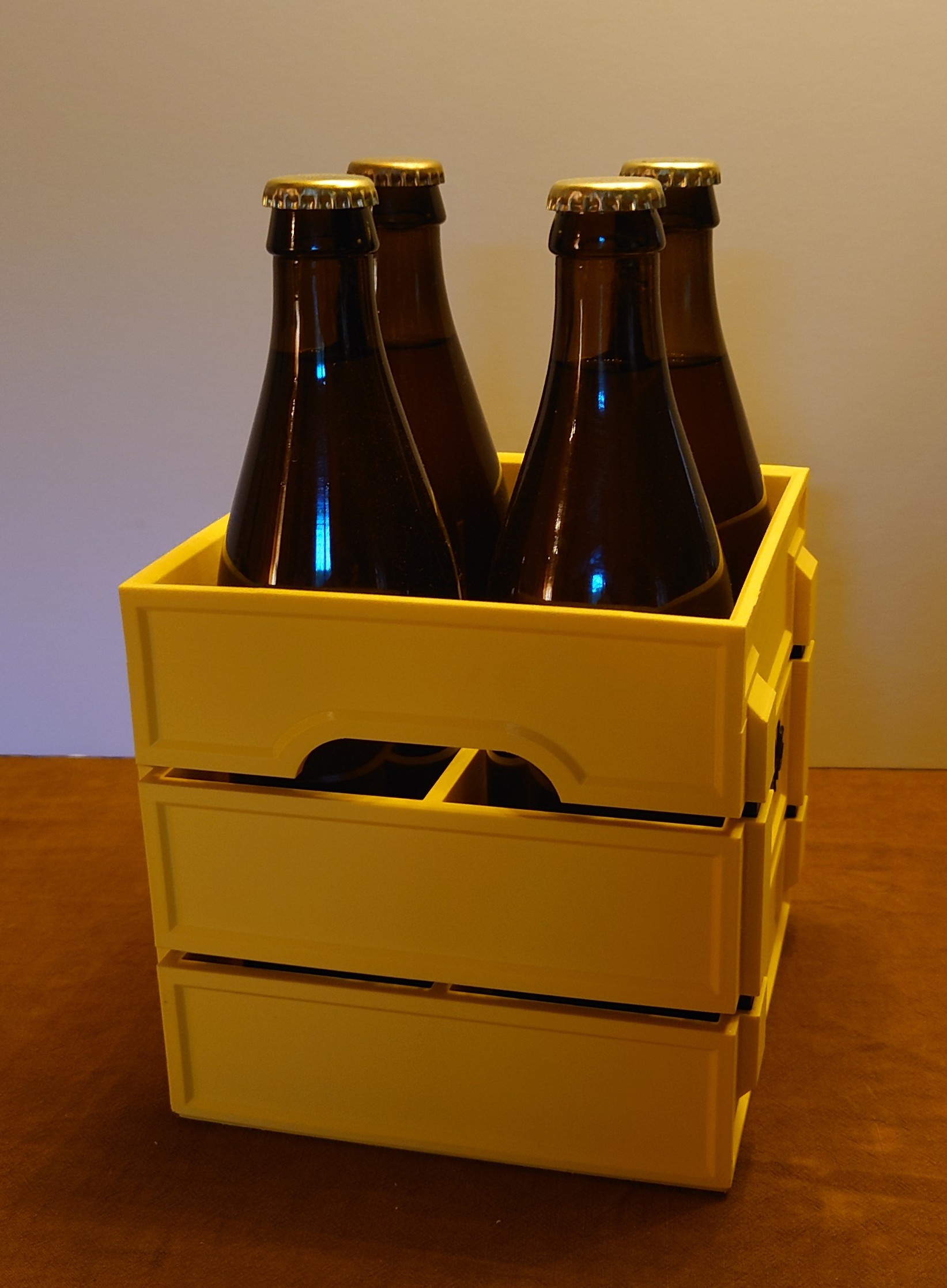 Crate for four bottles