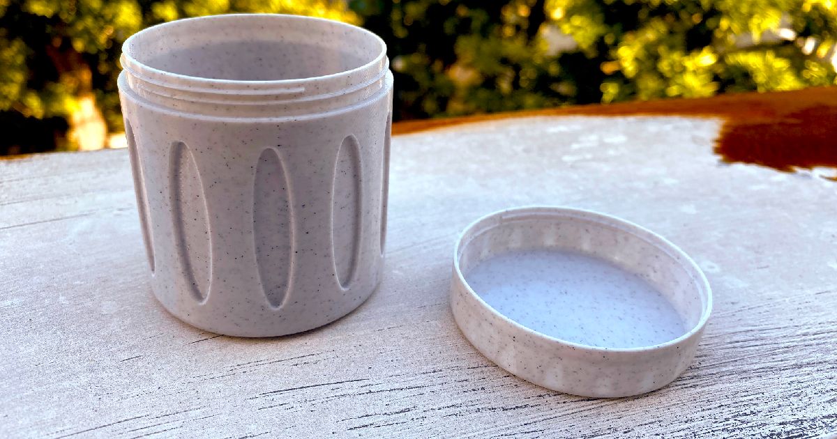 Threaded Container with a Thin Wall. by Megabits Studio | Download free ...