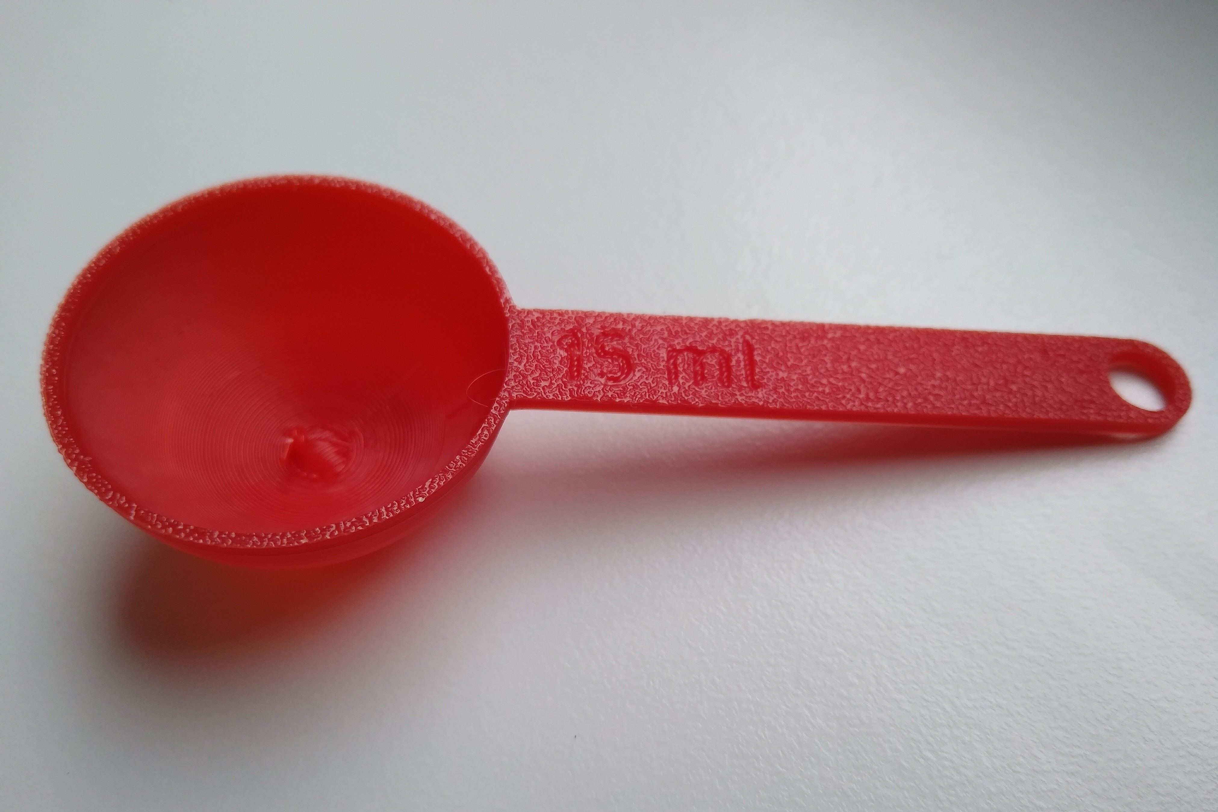 Variable spheric scoop for washing powder etc