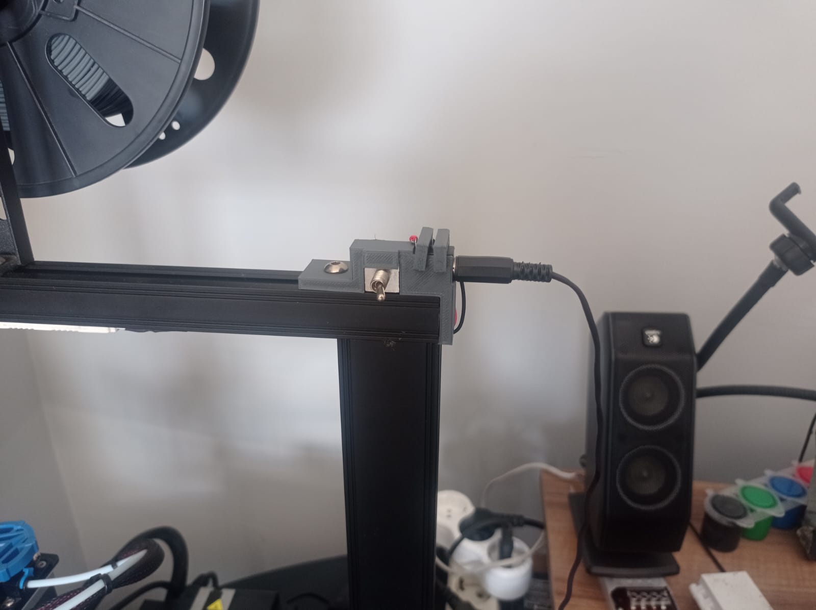 Ender 3 V2 neo perfect light key holder