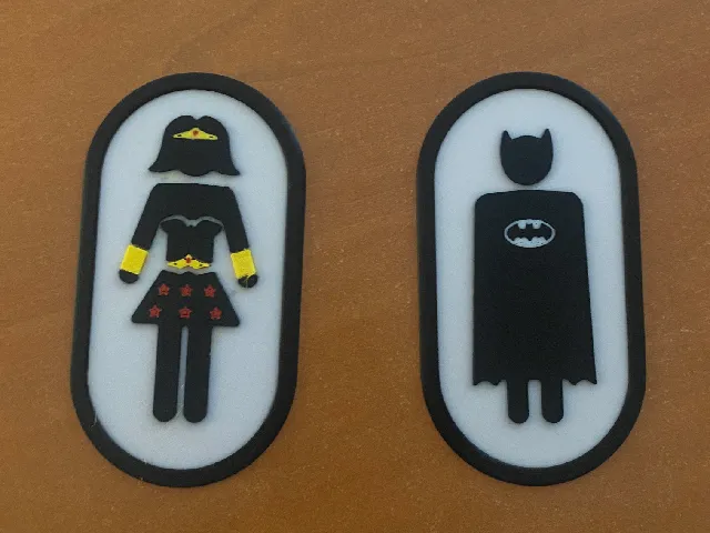 Plaque toilettes H/F humoristique : Batman et Wonder Woman