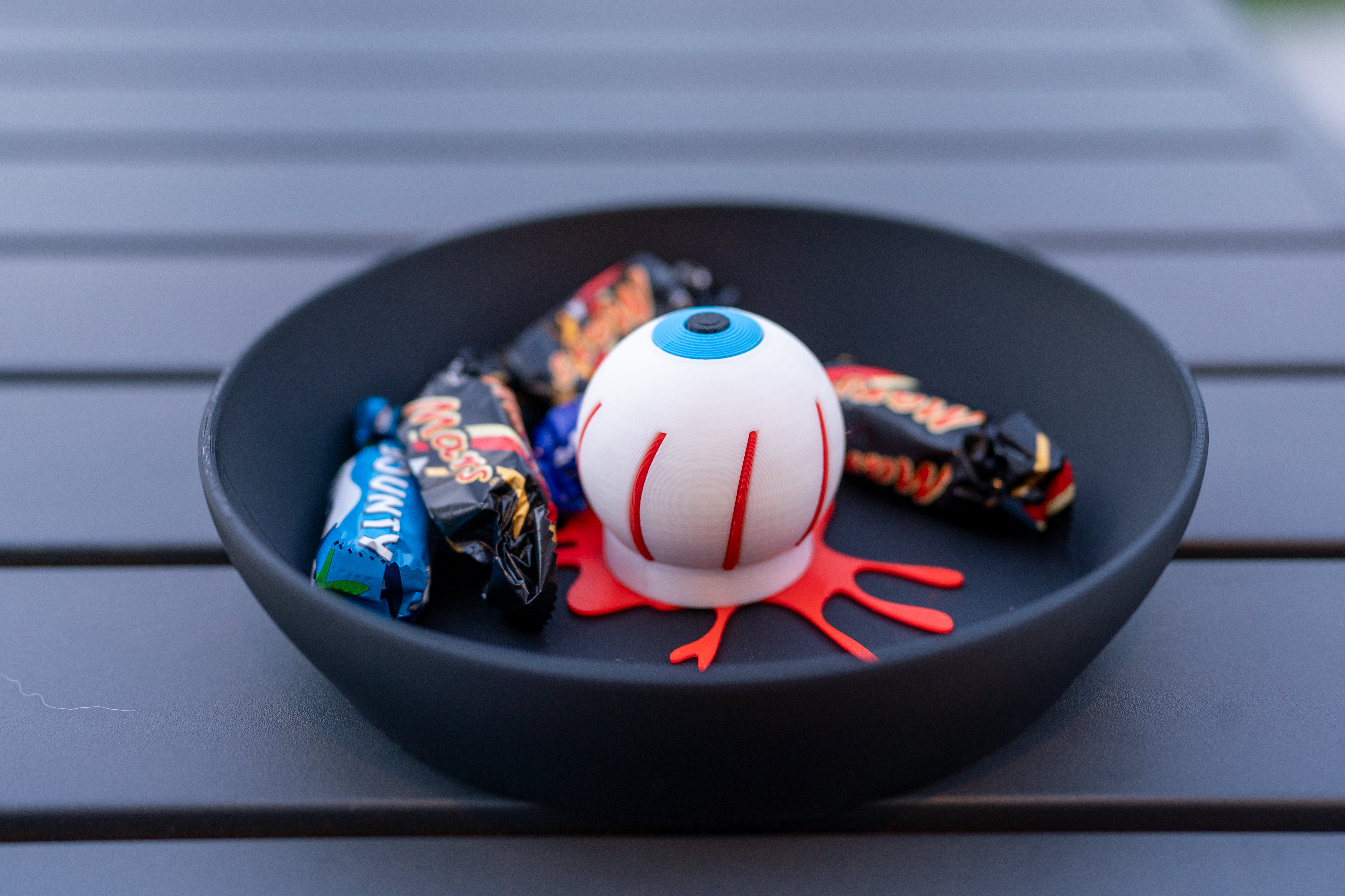 Halloween bloodshot eye candy bowl