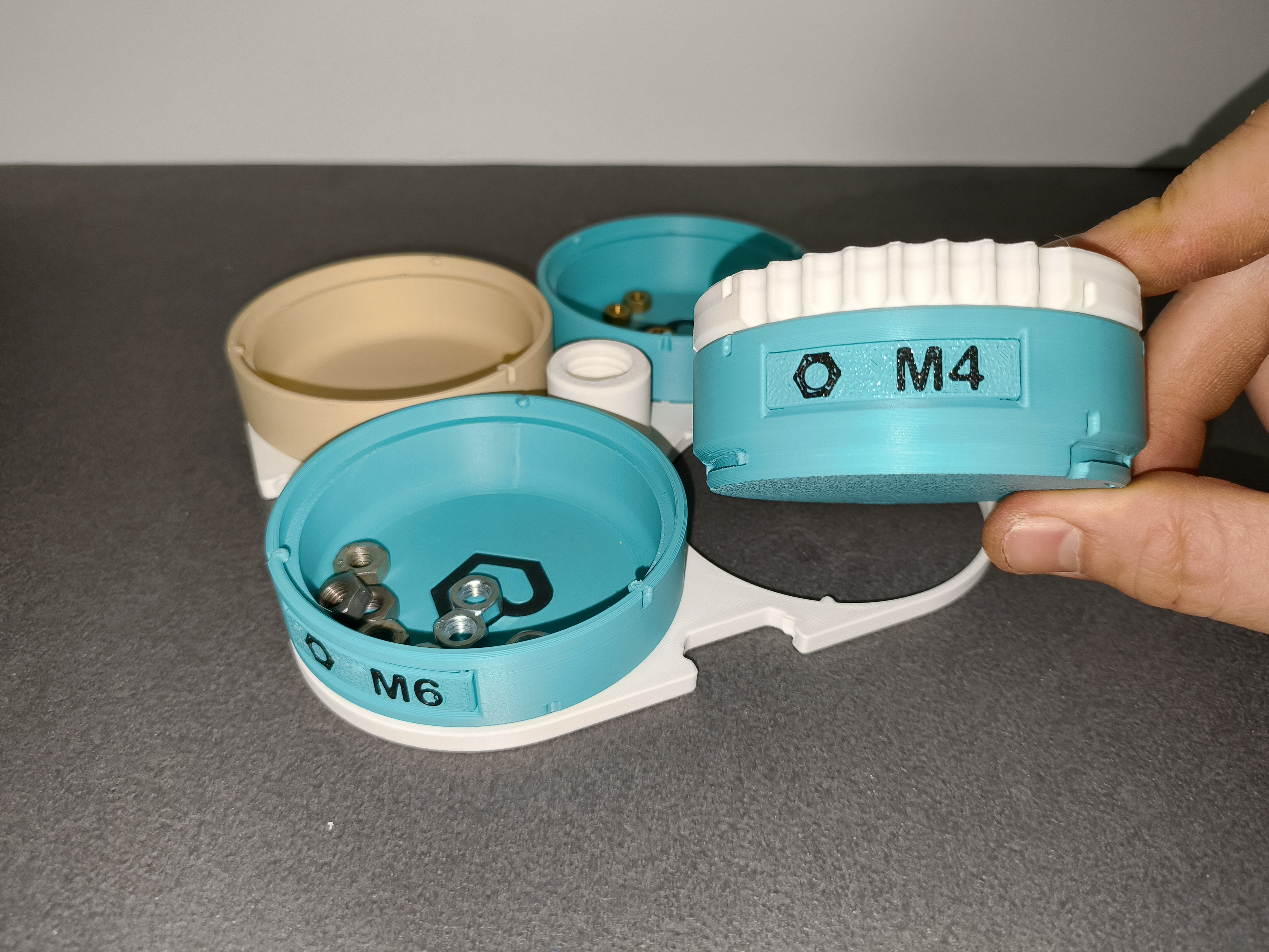 Miniatura 5 do modelo 3D Complete Modular Sorting System with Stackable Twist-Lock Storage Box