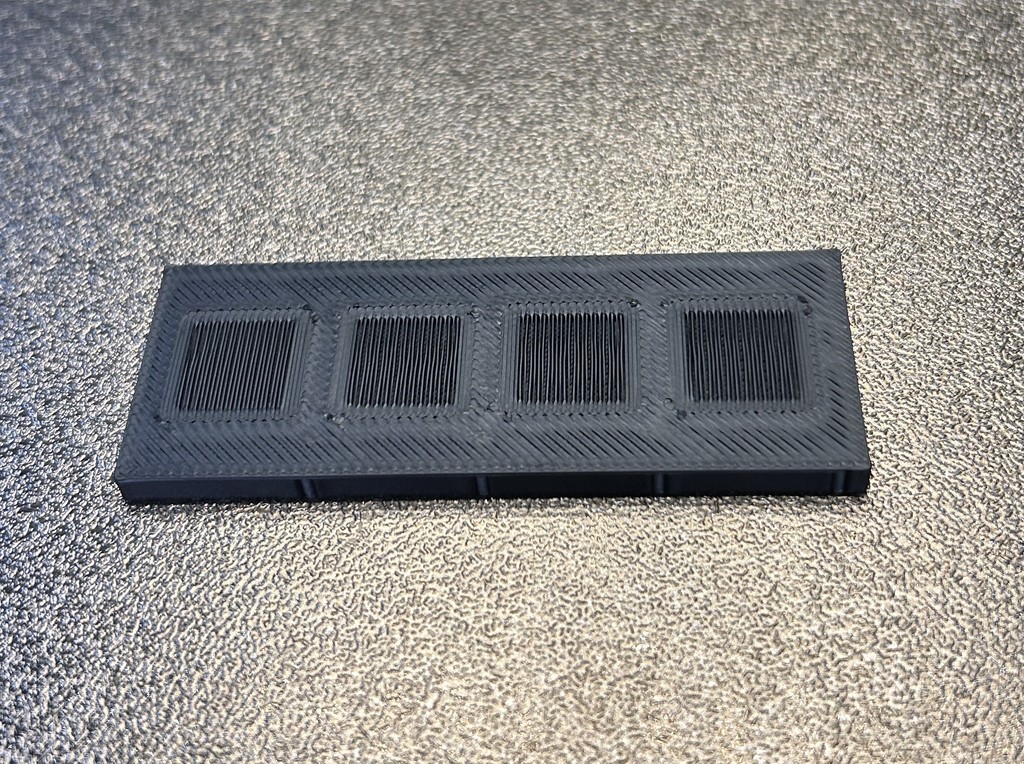 Miniatura 2 do modelo 3D 3D Printable Pushbutton and Keypad