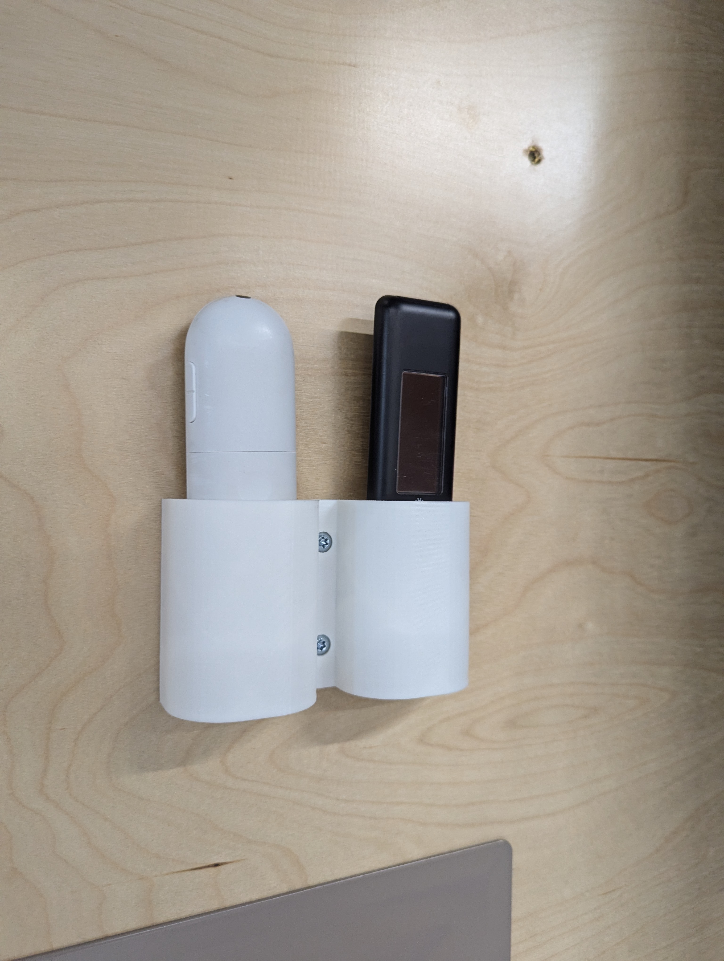Remote Mount for Sumsung TV and Chromecast