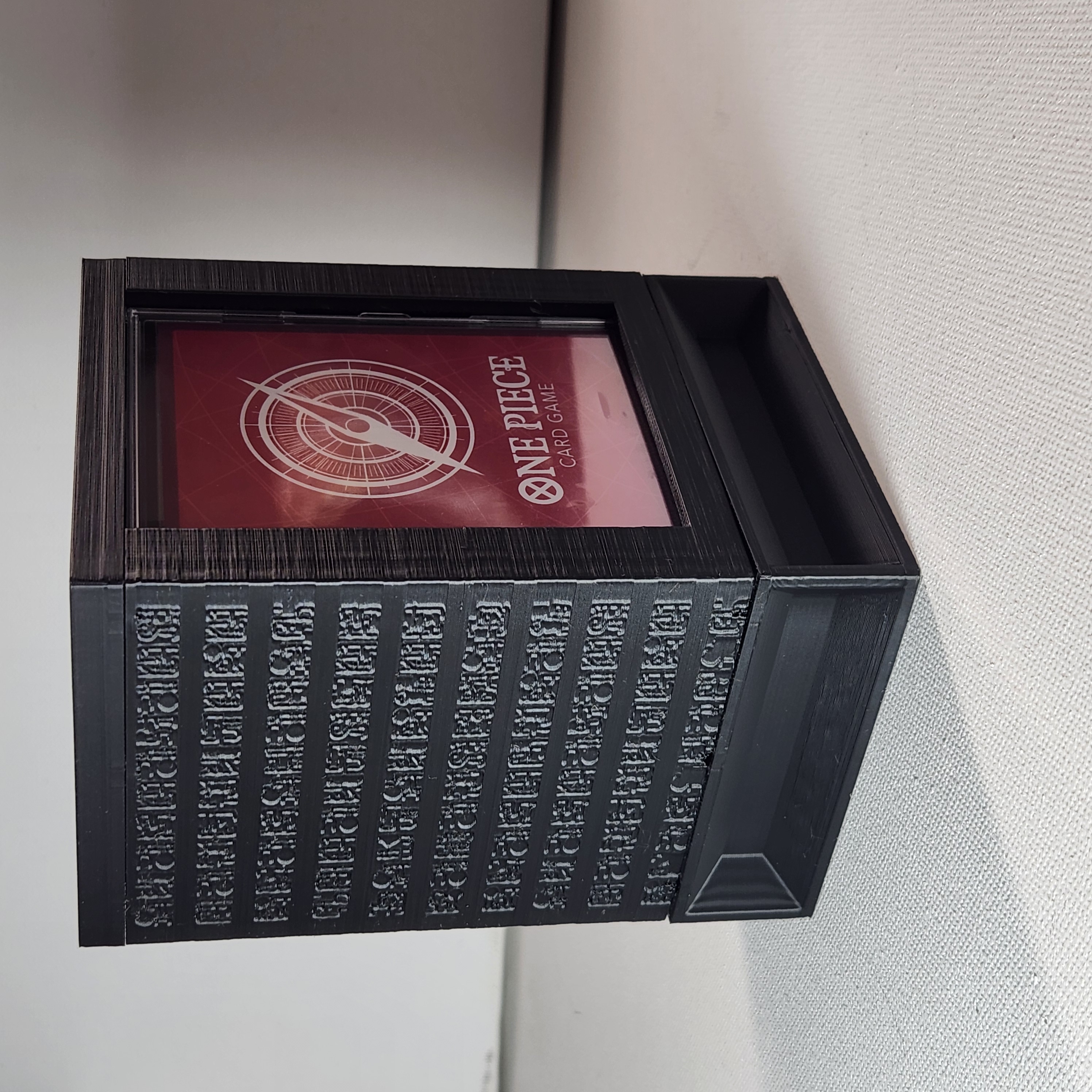 One Piece Poneglyph Deck Box