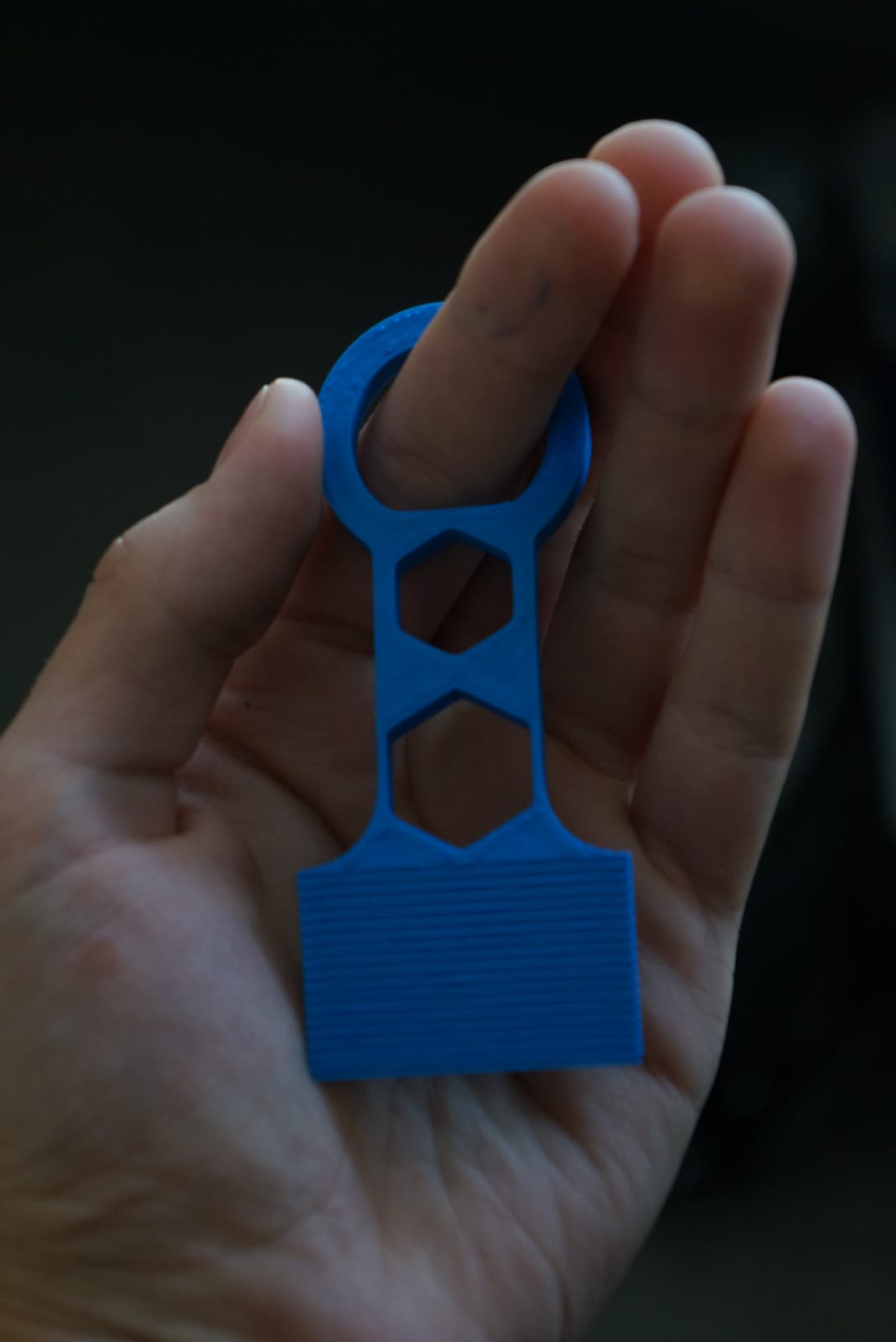 Small compact bed scraper