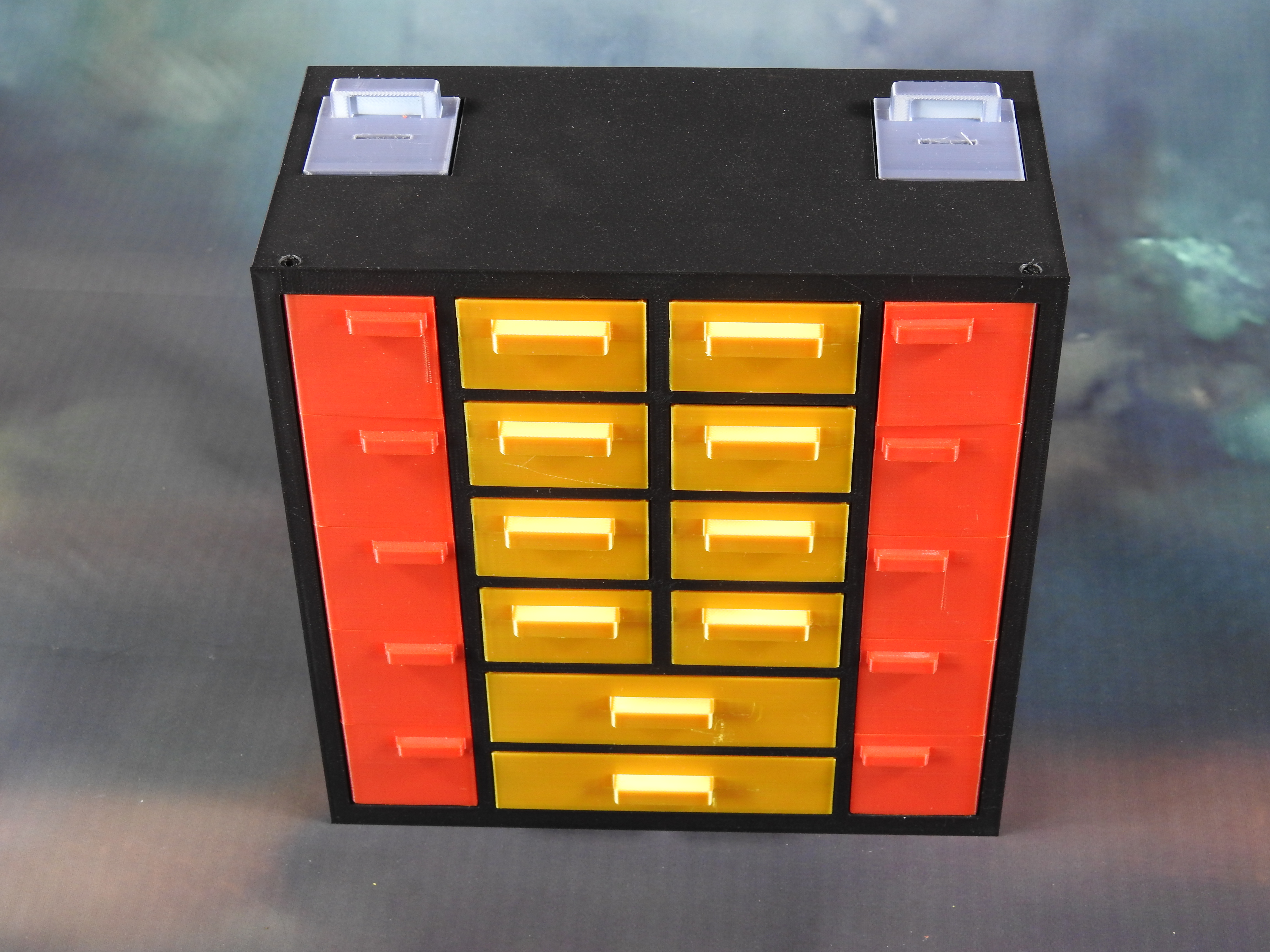 Storage box