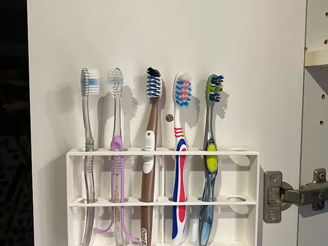 Toothbrush Holder