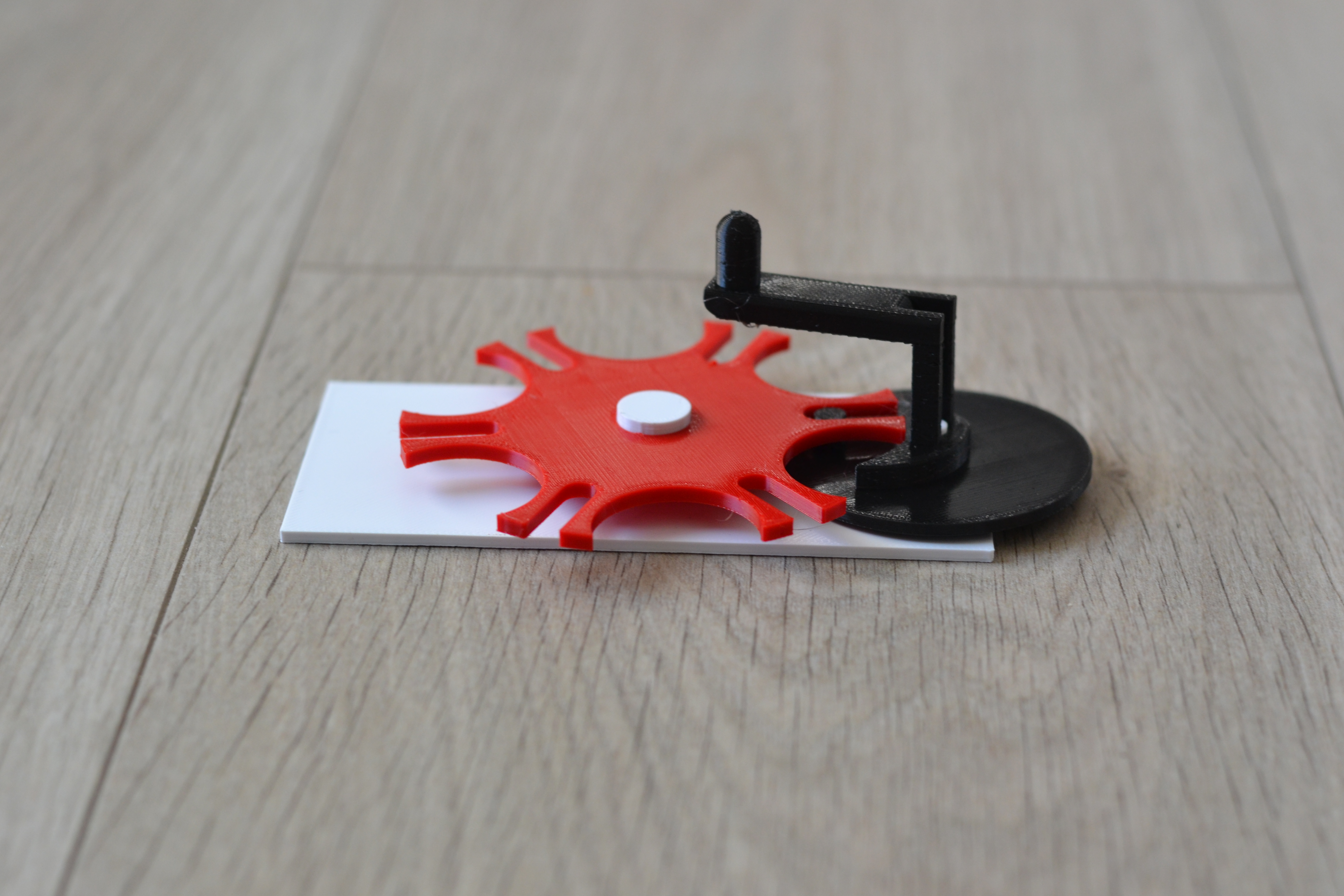 Geneva Drive mechanism with crank