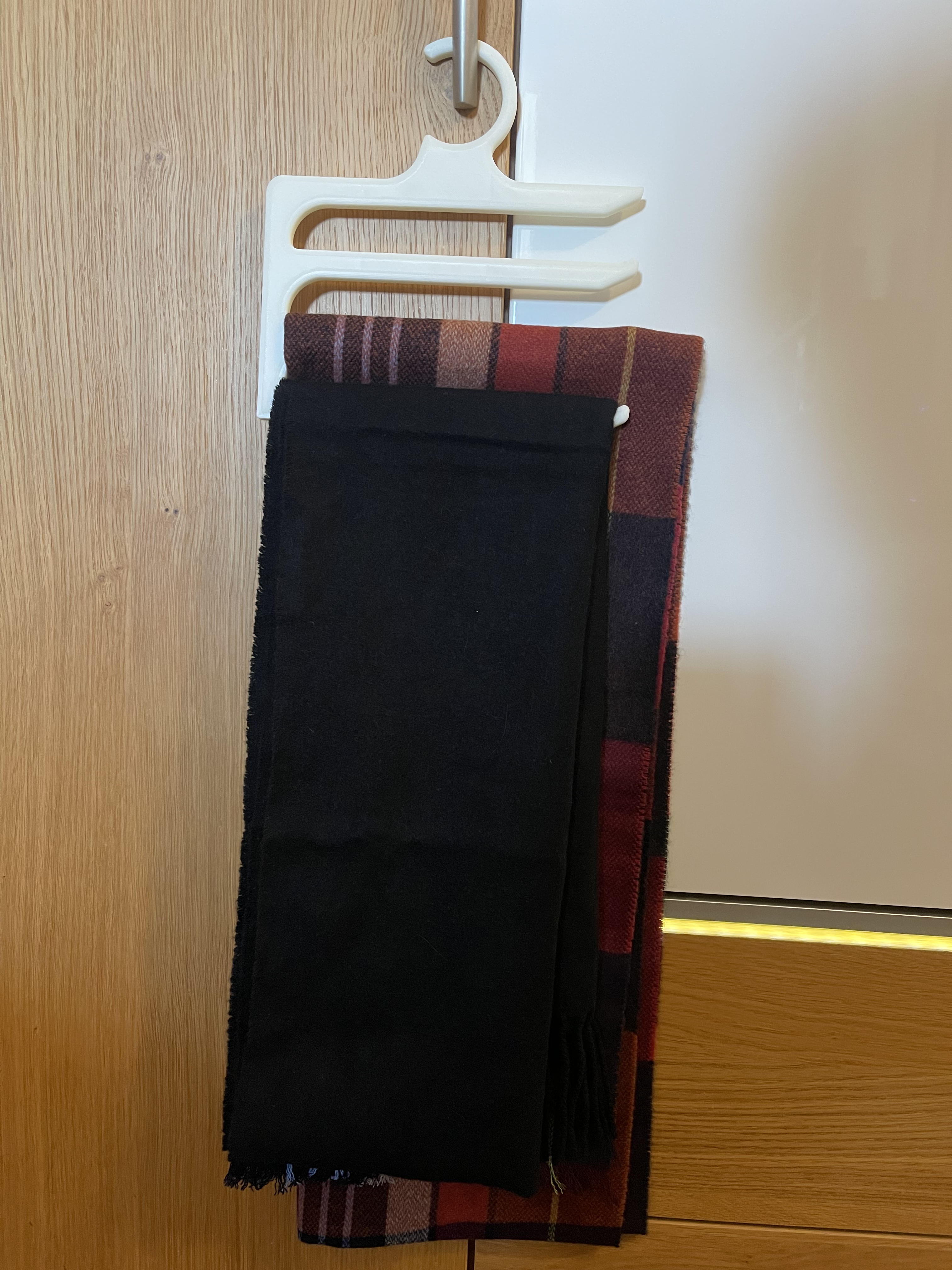 Scarf Hanger — miniatura 2