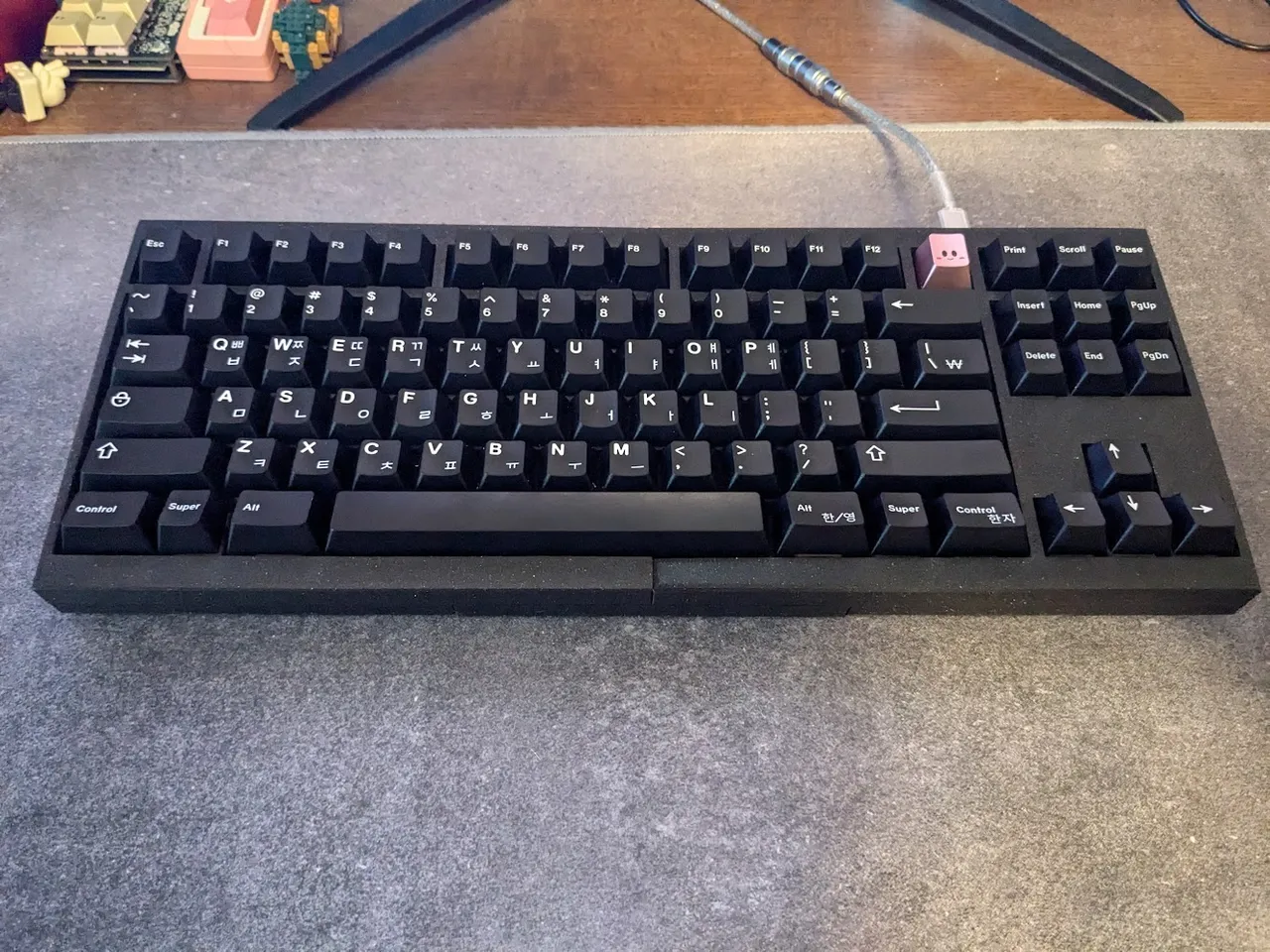 Mxx TKL v1.1 - Custom Mechanical Keyboard by Maxximum