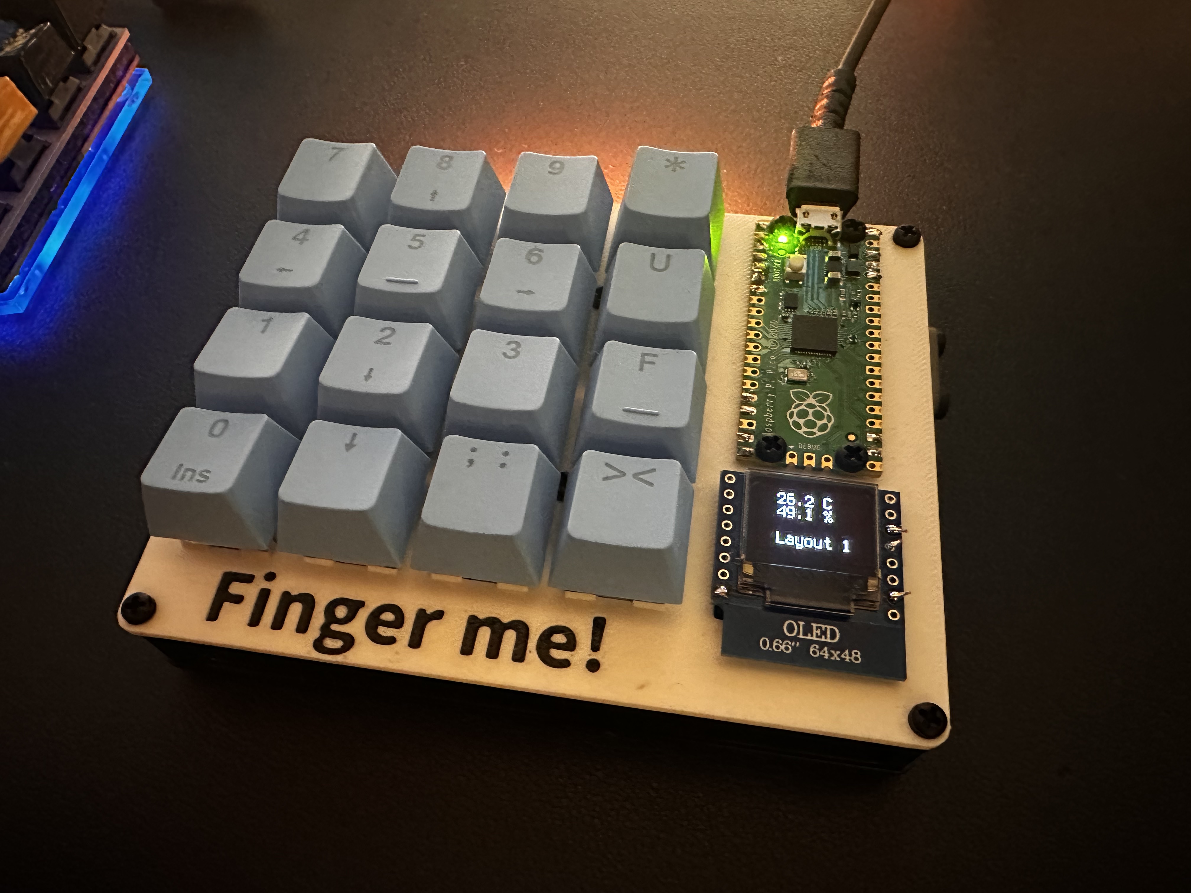 Mechanical macropad