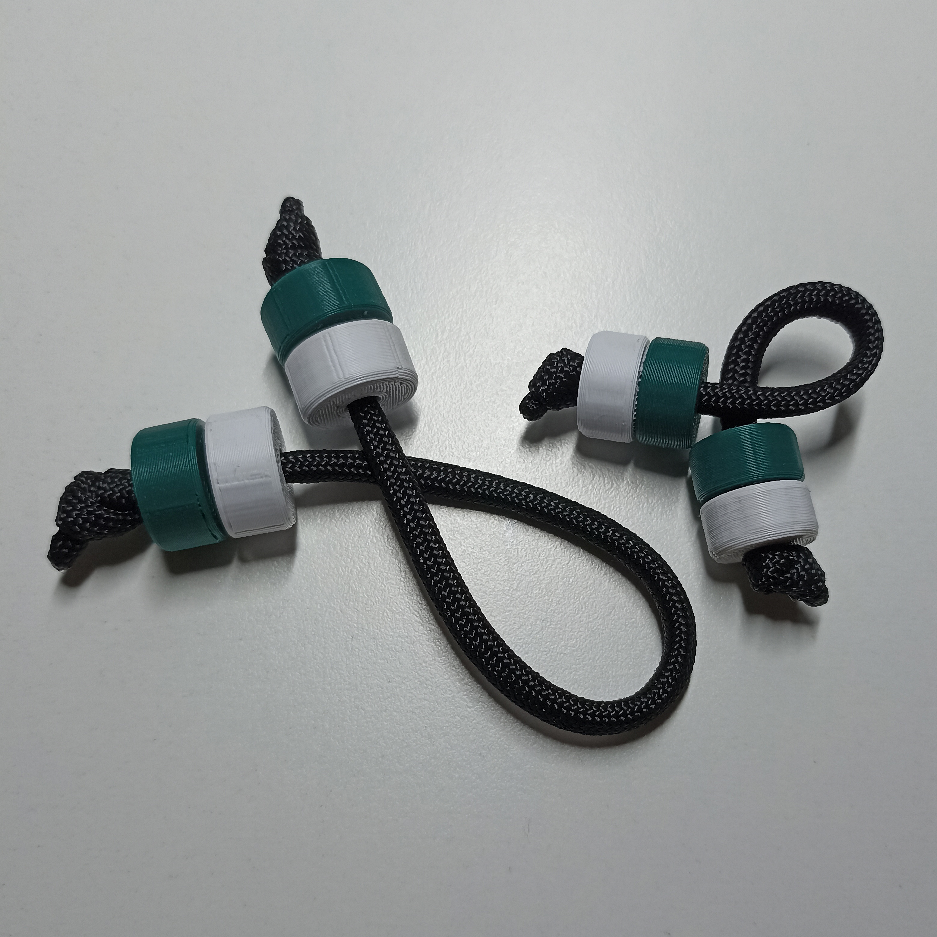 Begleri (w/ hex nut inside)