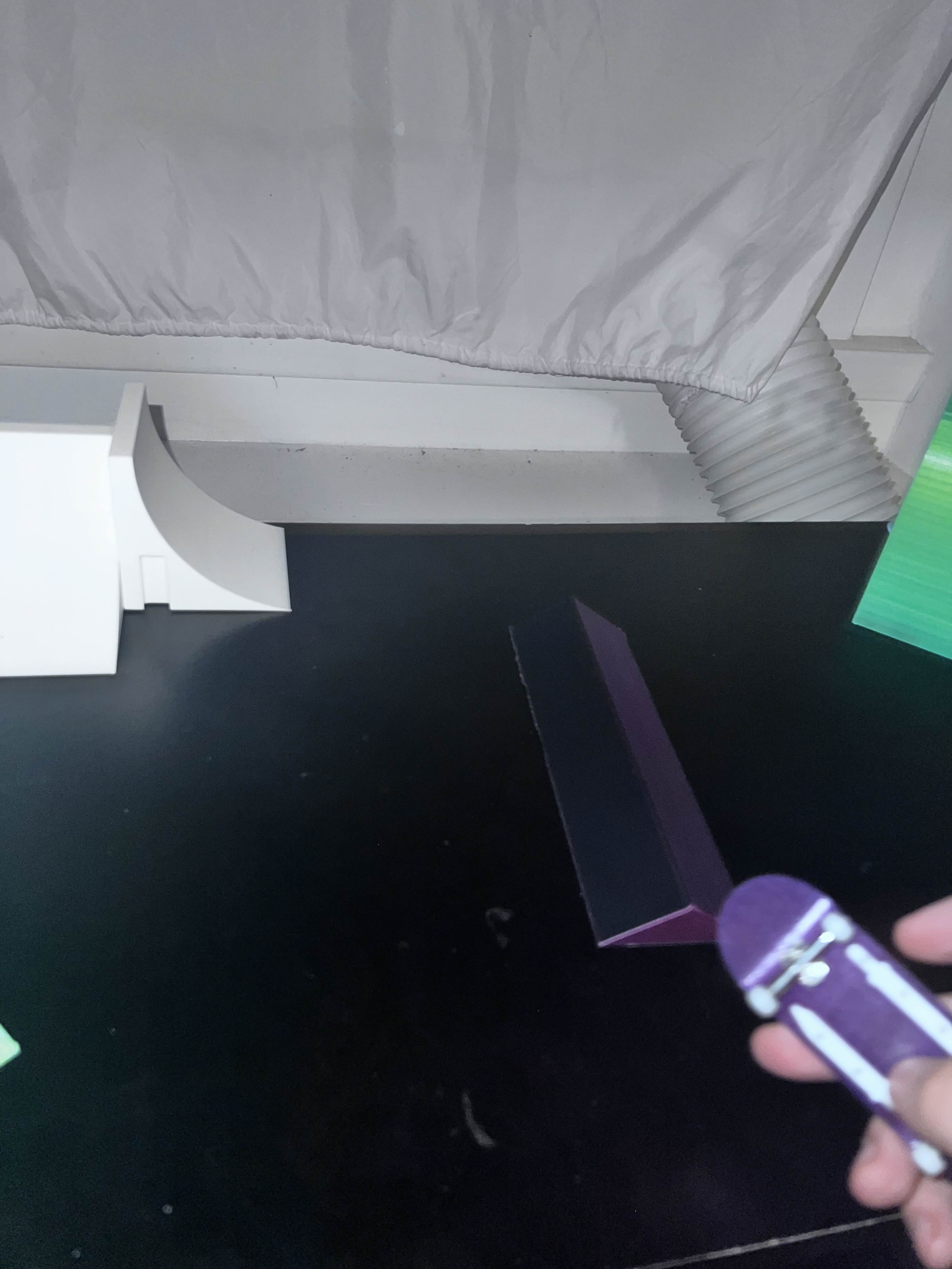 Intrerloper's Prism, Travel Fingerboard Obstacle