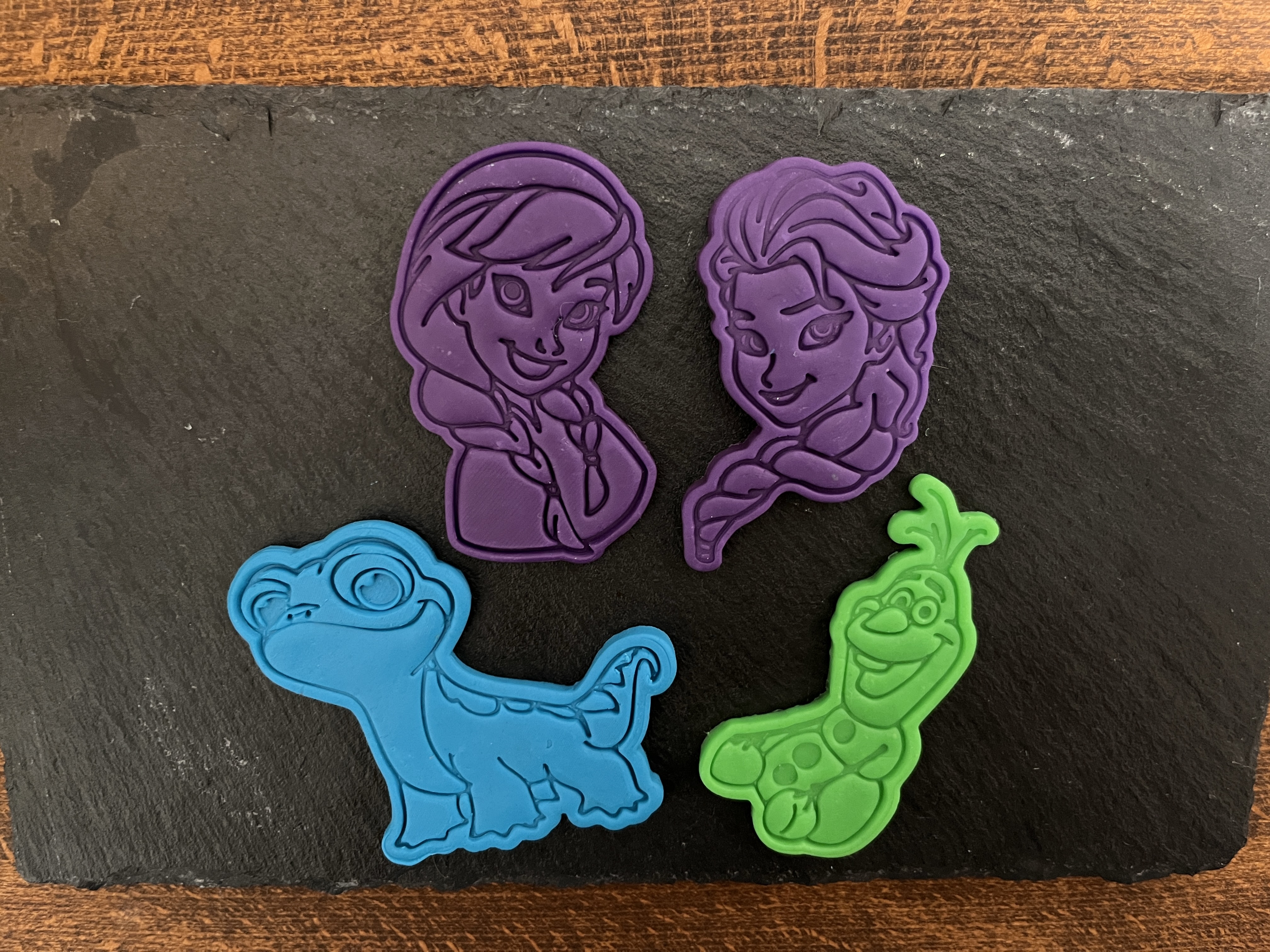 "Frozen" Cookie Cutter + Stamp