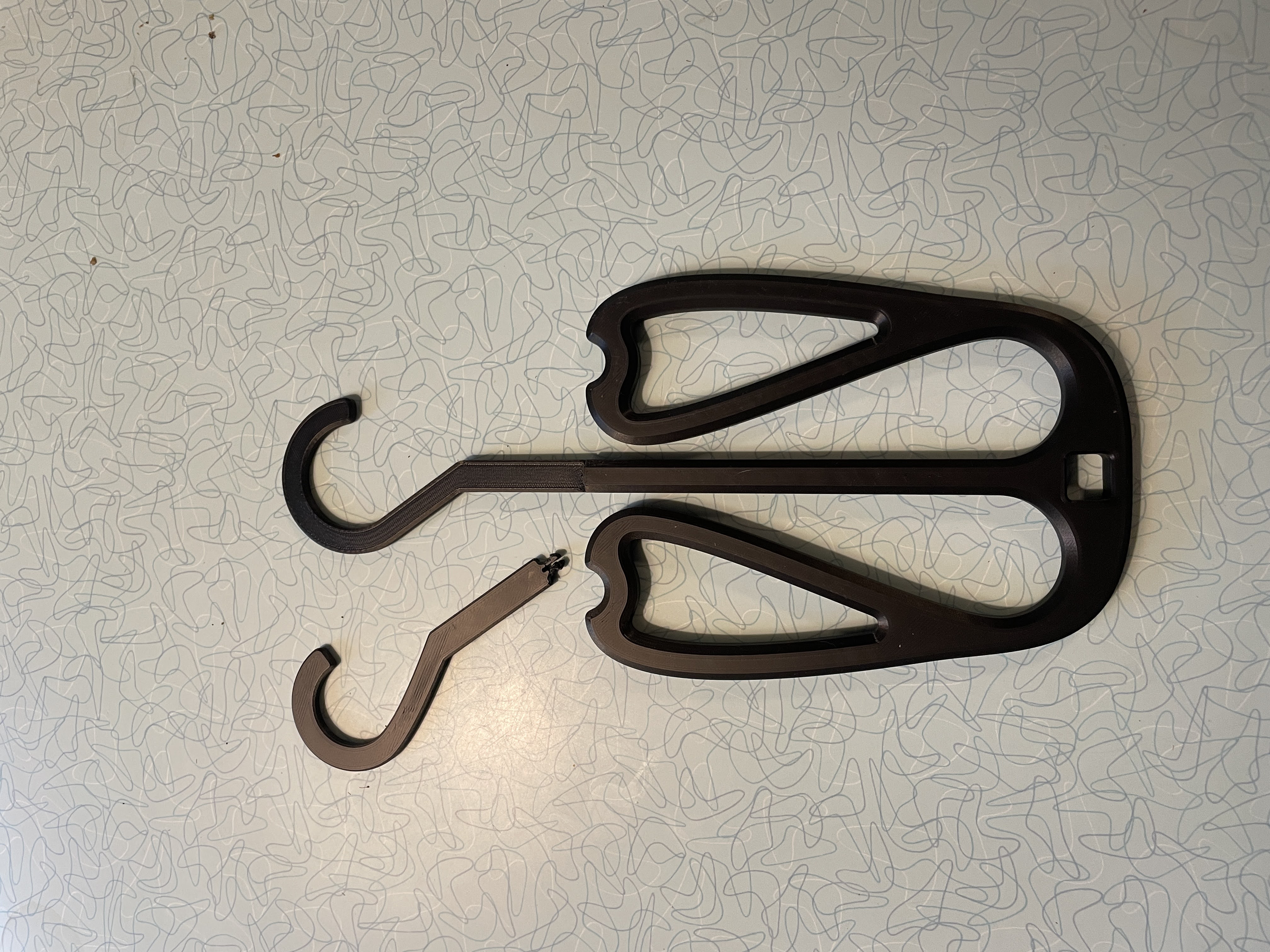 Larger diameter hooks for shoe hangers