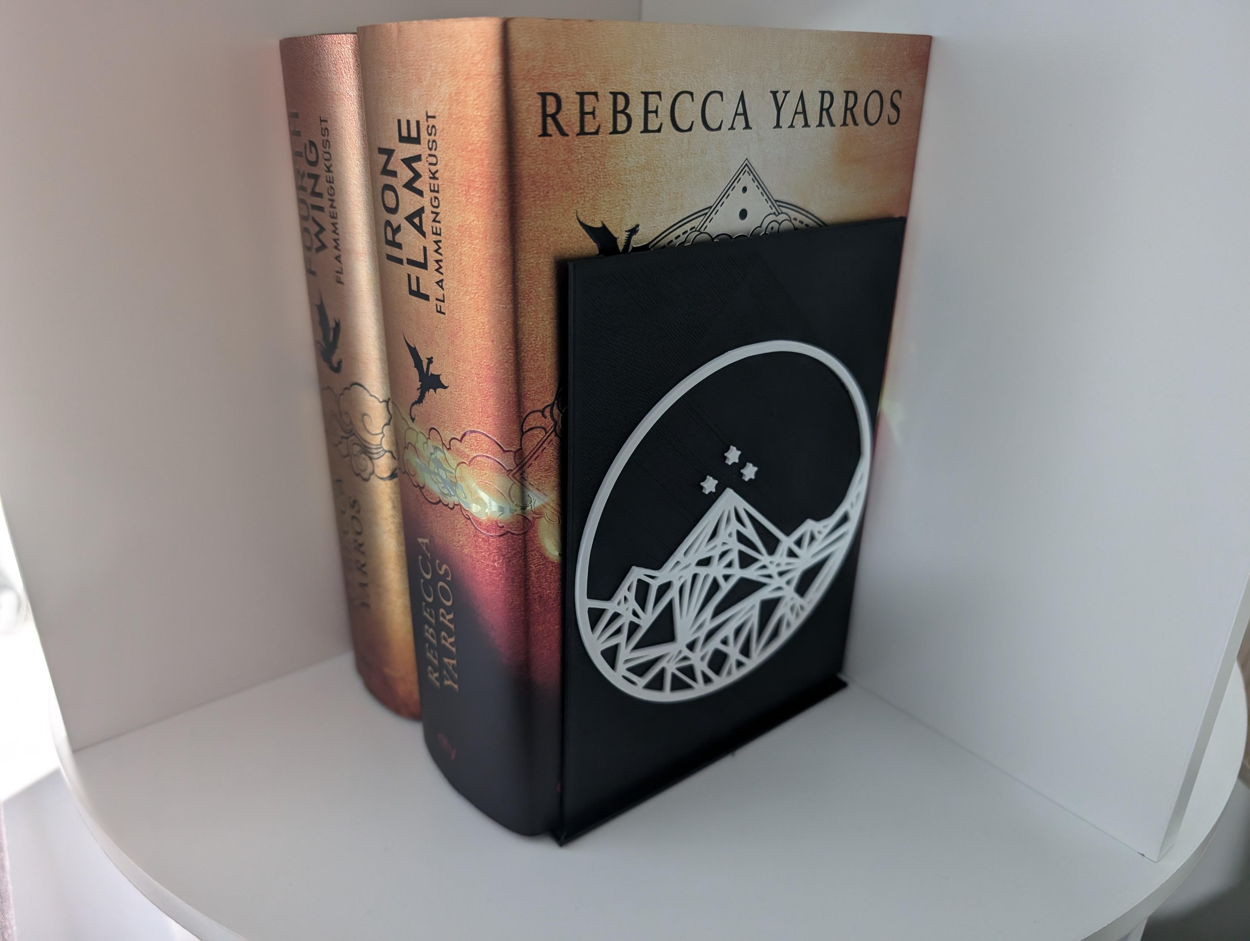 Book stand A Court of Thorns and Roses — thumbnail 2