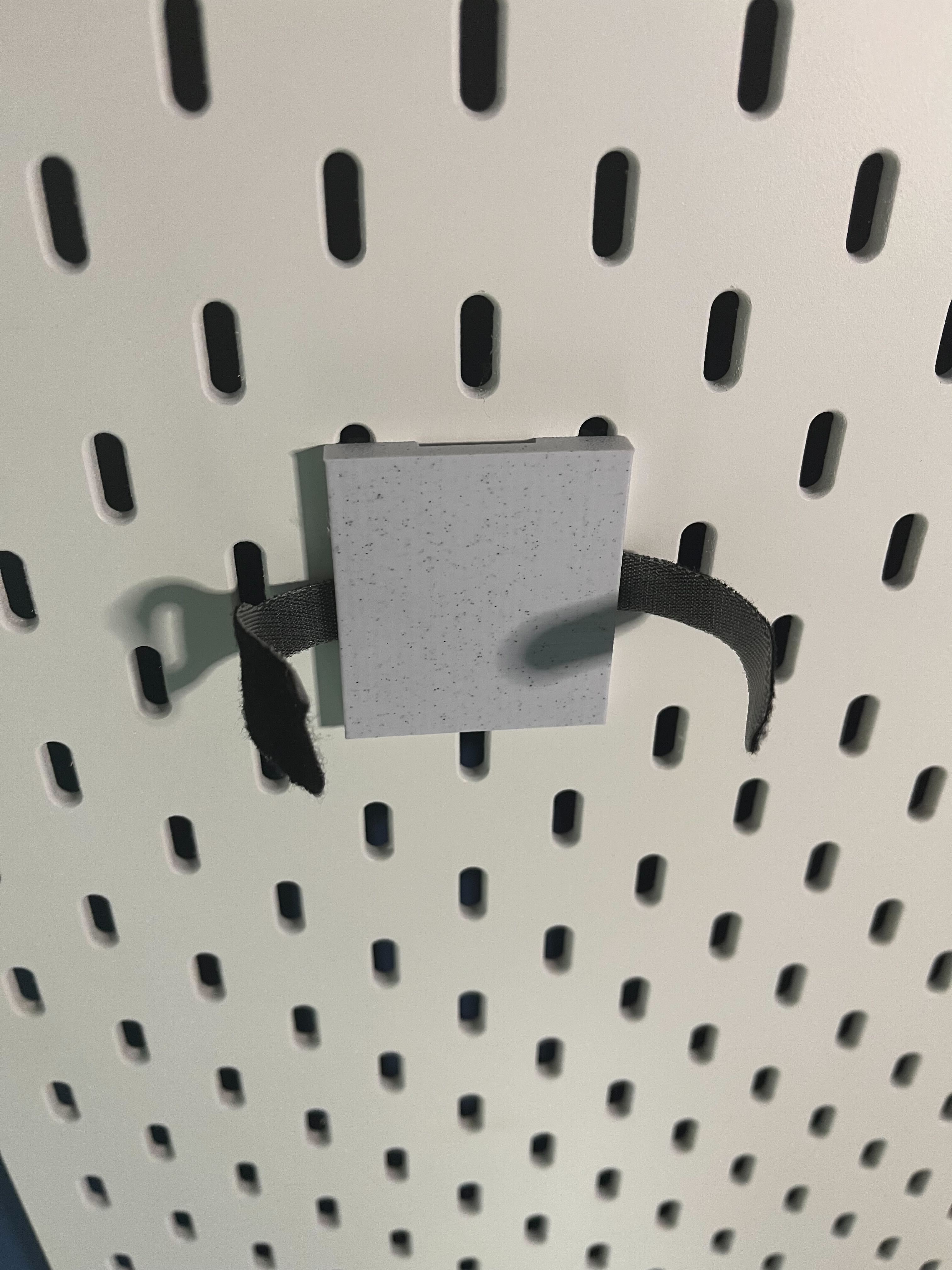 Skadis / SKÅDIS hook and loop cable manager