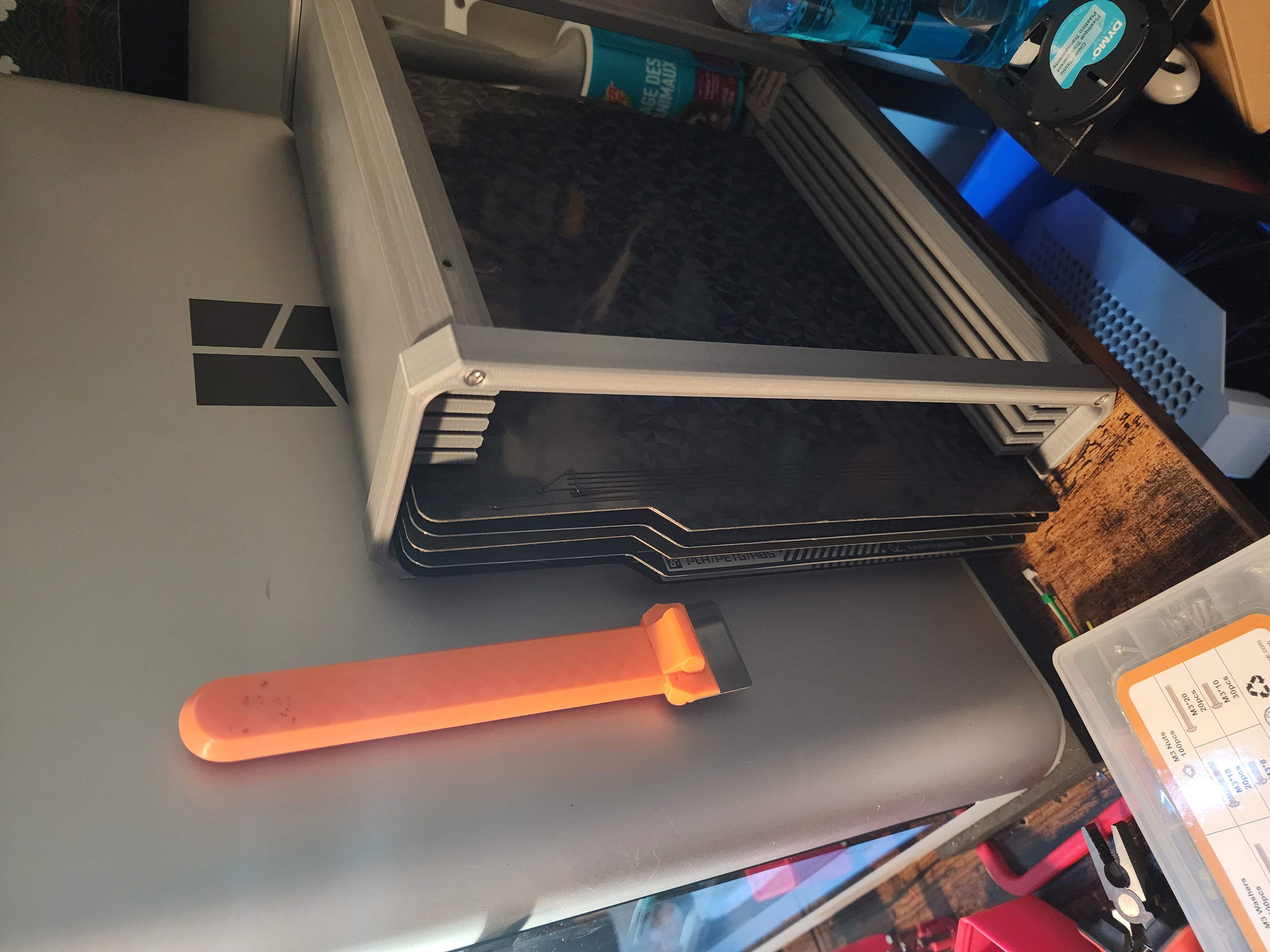 Bambu Lab Build plate rack, support free