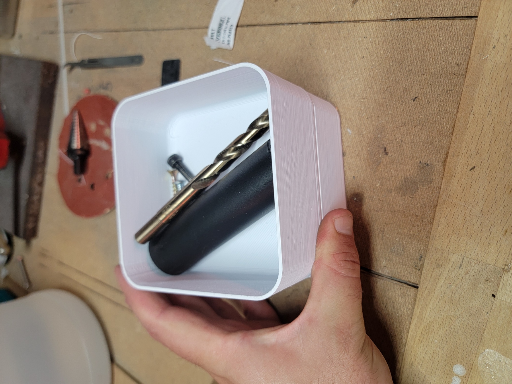 Miniatura 4 do modelo 3D Simple Stackable Box