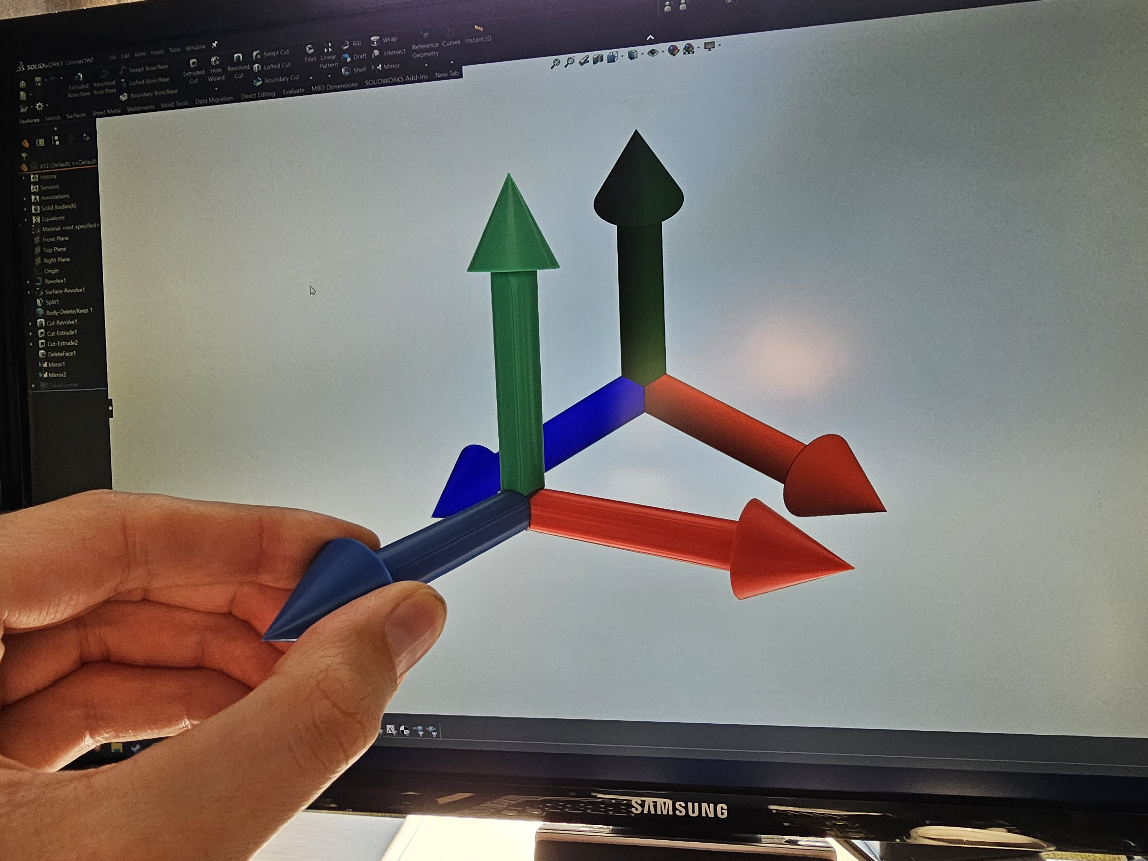 Solidworks axis XYZ — miniatura 2