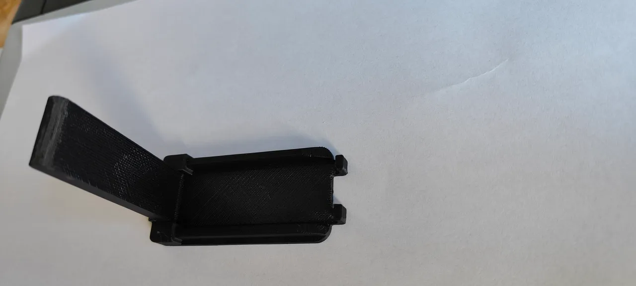 Laptop foldable leg by gor.zx69 (Pix) | Download free STL model ...