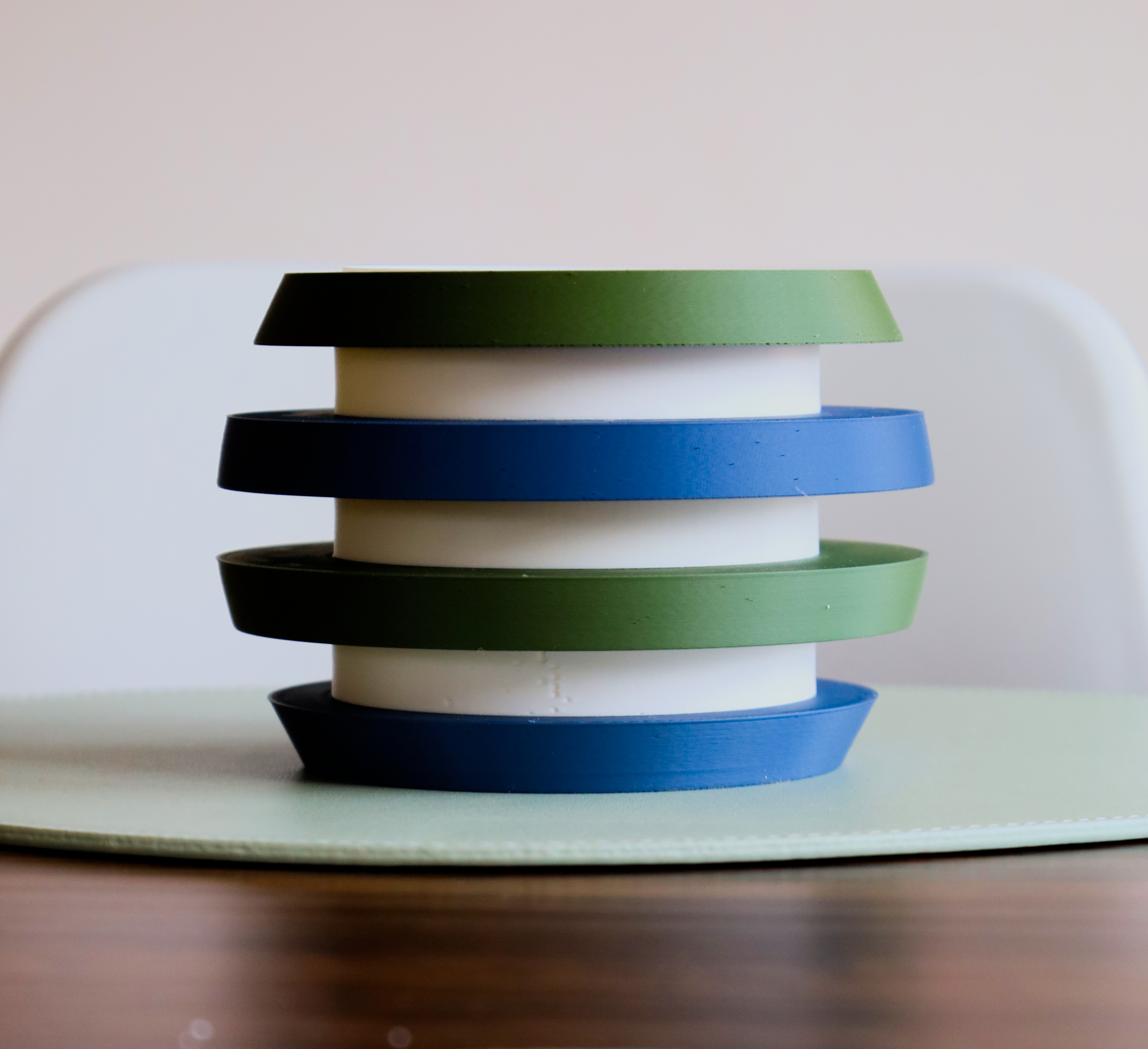 Stackable ring pot