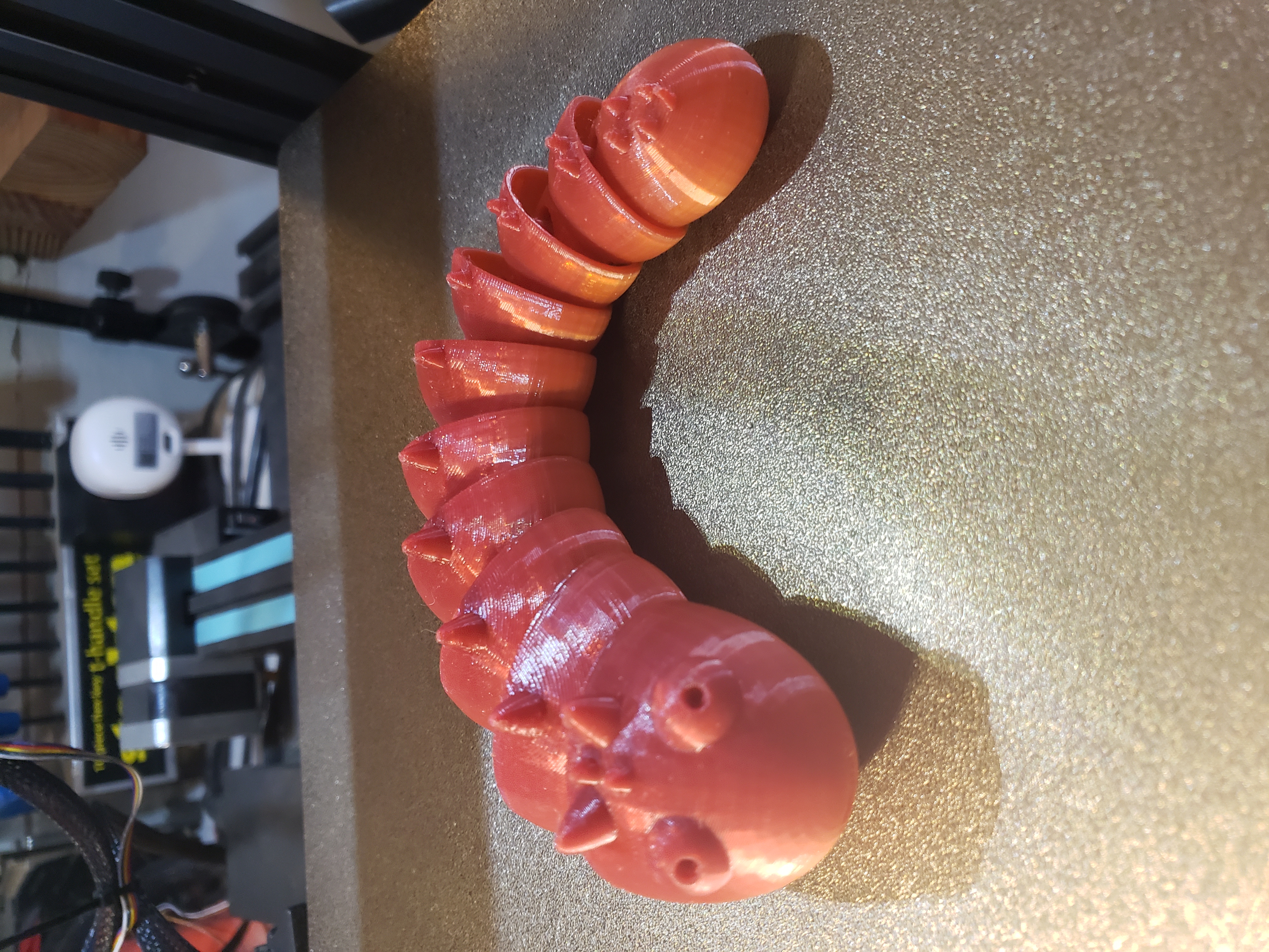 Spikey Smoosh Worm Articulated