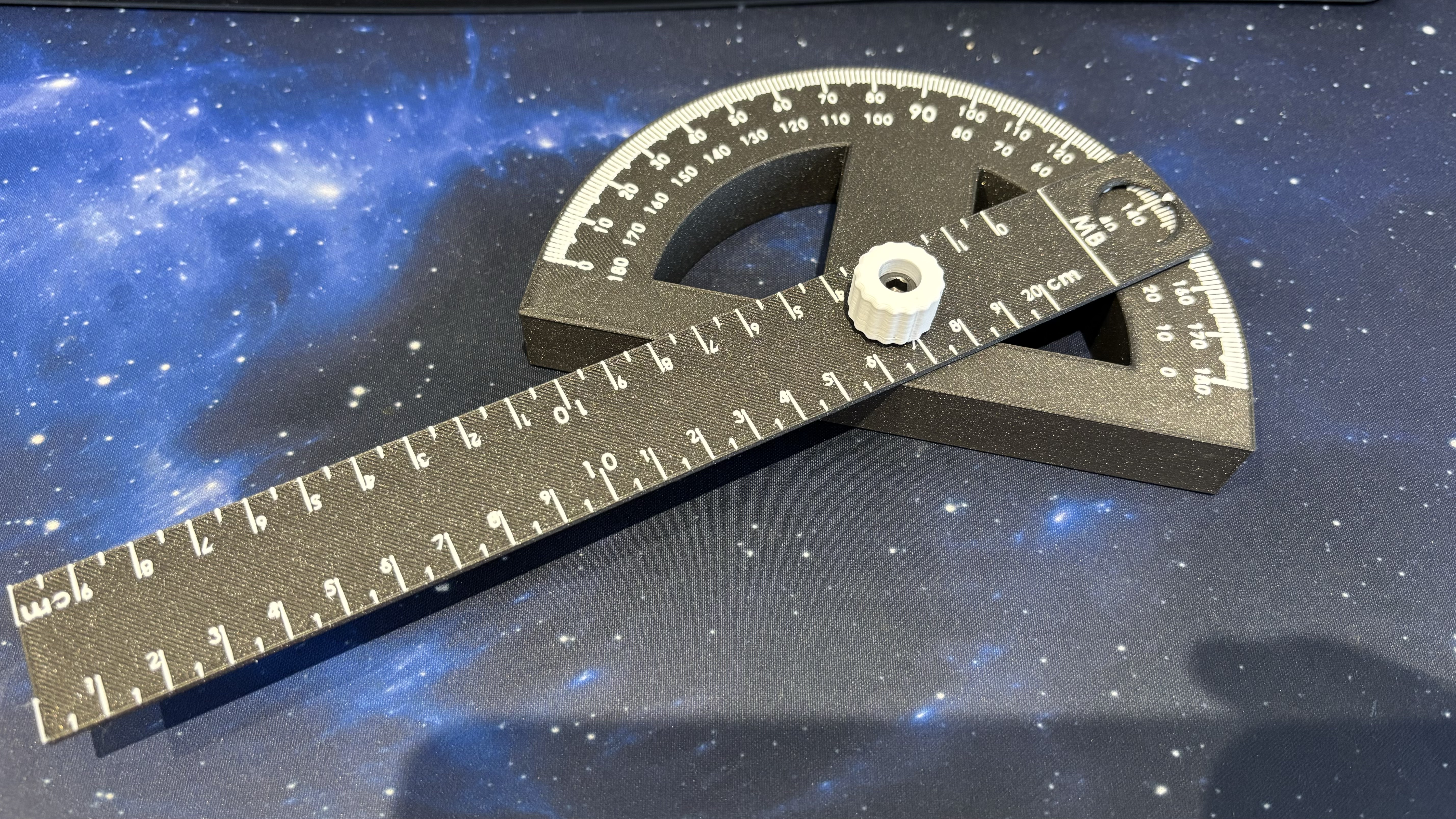 Finder Tool with 0 - 180 Degrees Angle mm & inch & cm