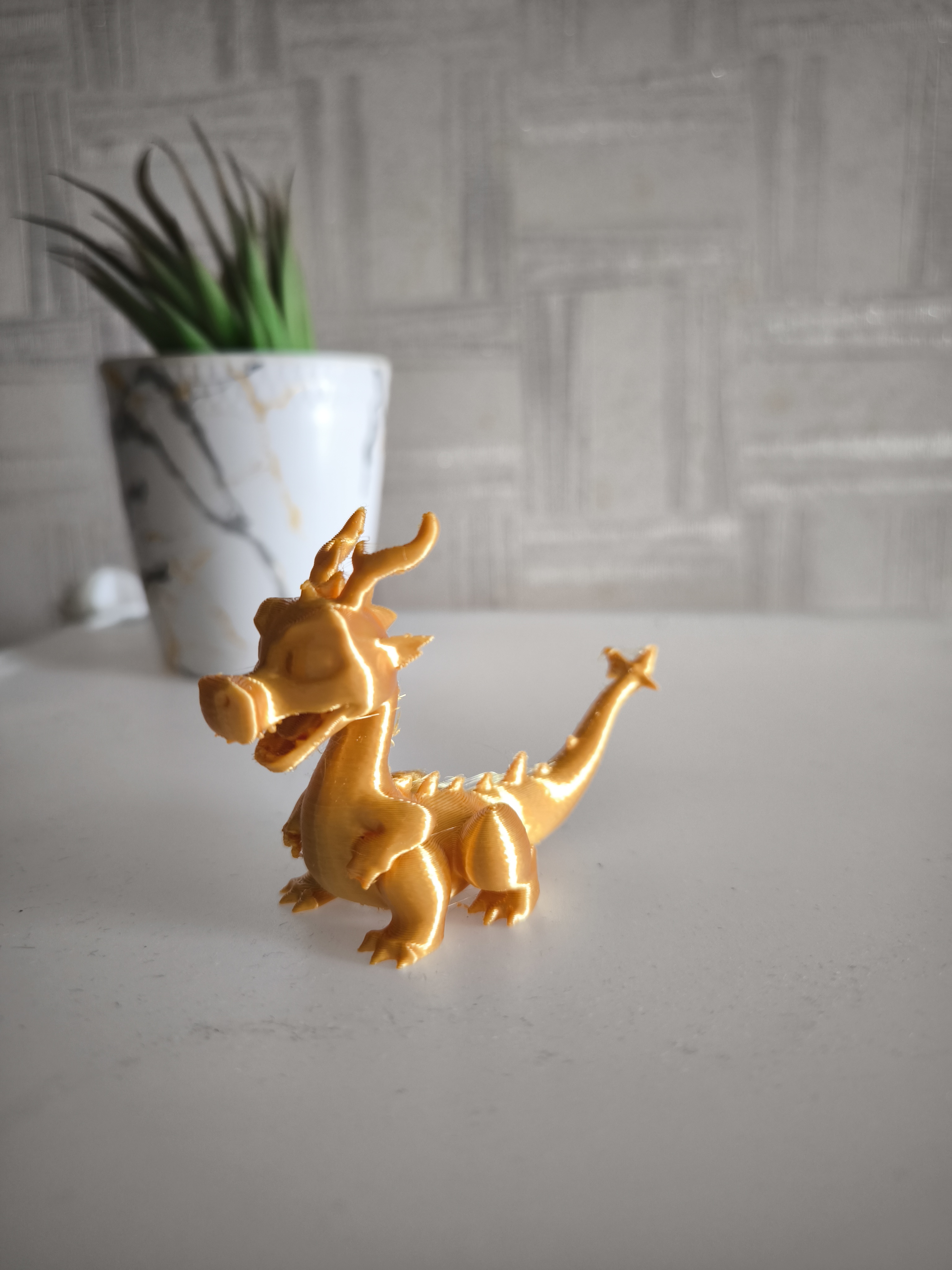 Miniatura 2 do modelo 3D Happy Eastern Dragon