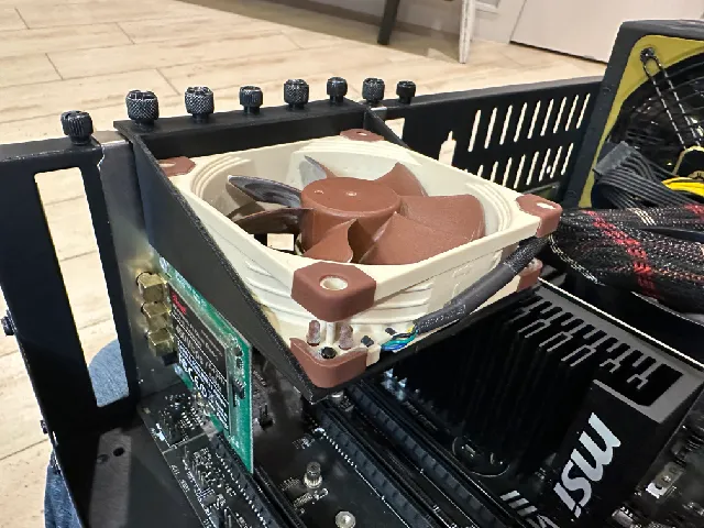 PCIE Fan - 92mm Half-Height Bracket for HBA, NIC, GBU, etc.