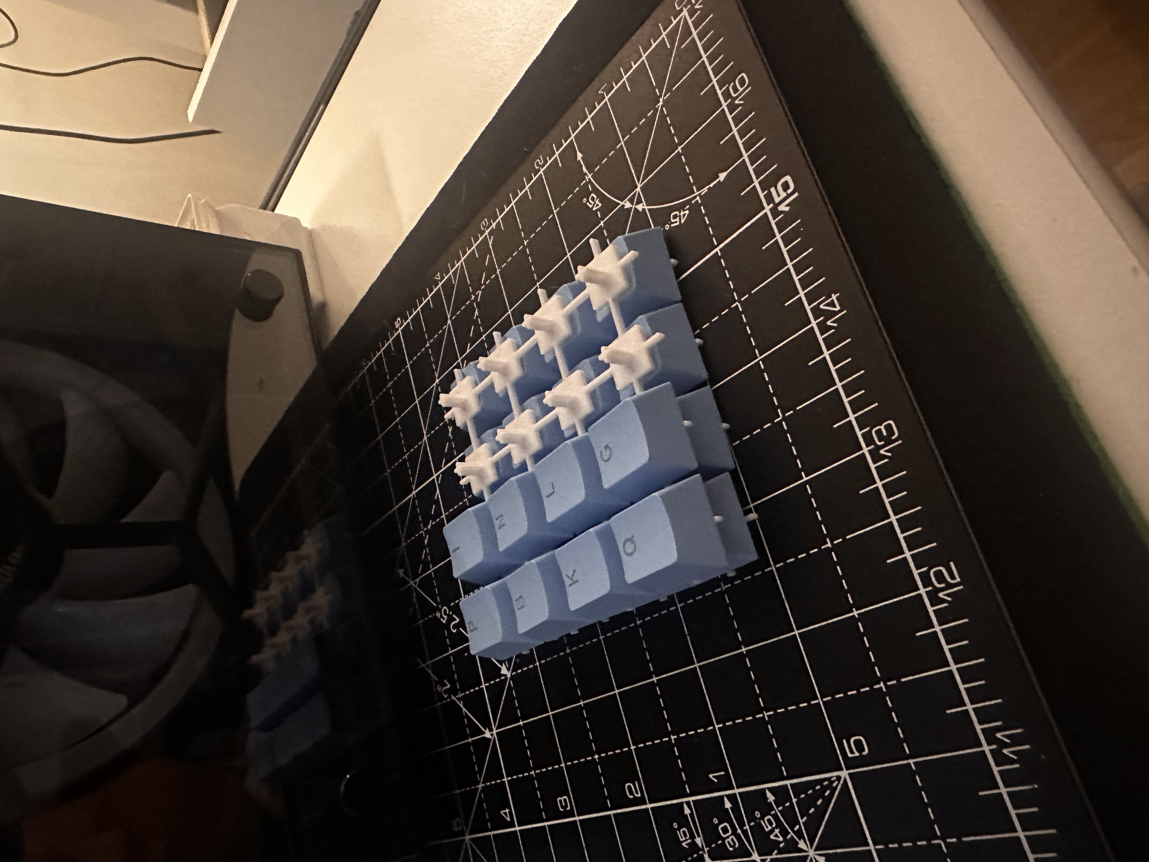 Keycap storage