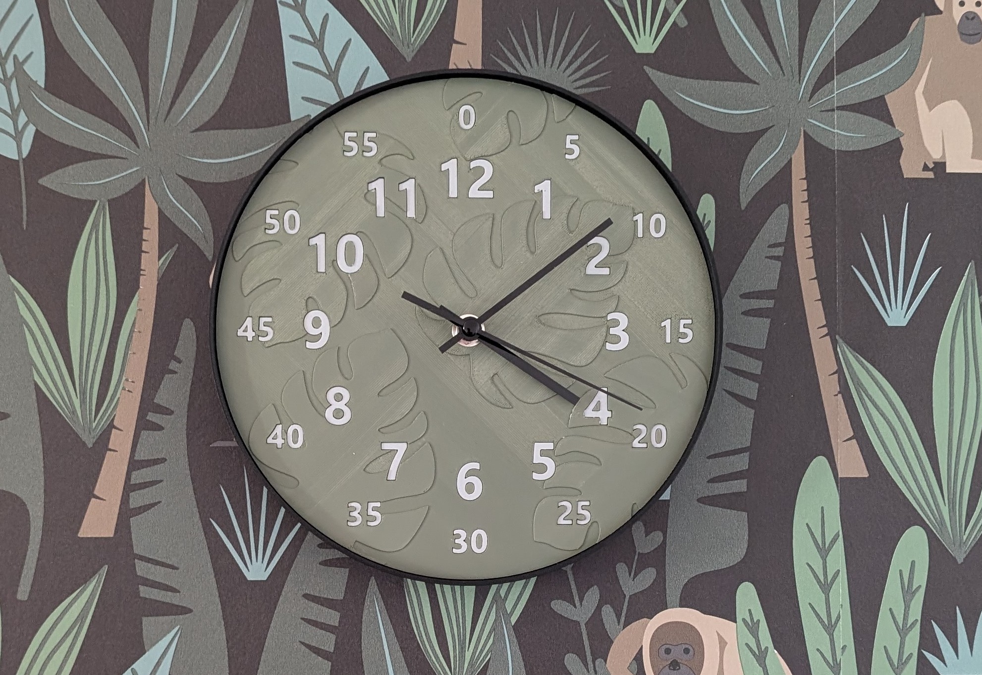 Jungle themed clock - printable without multi-color printer