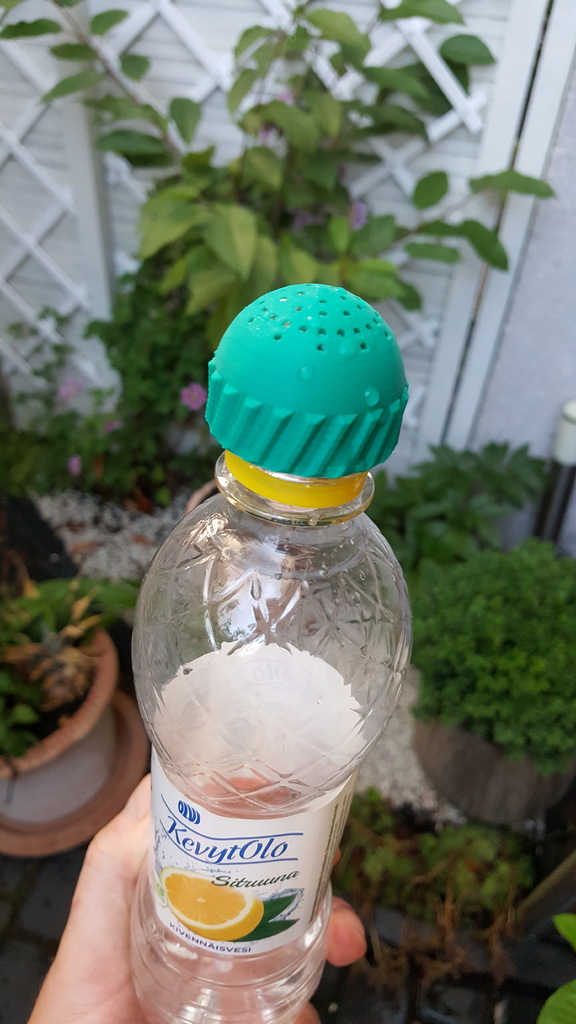 Soda bottle watering cap