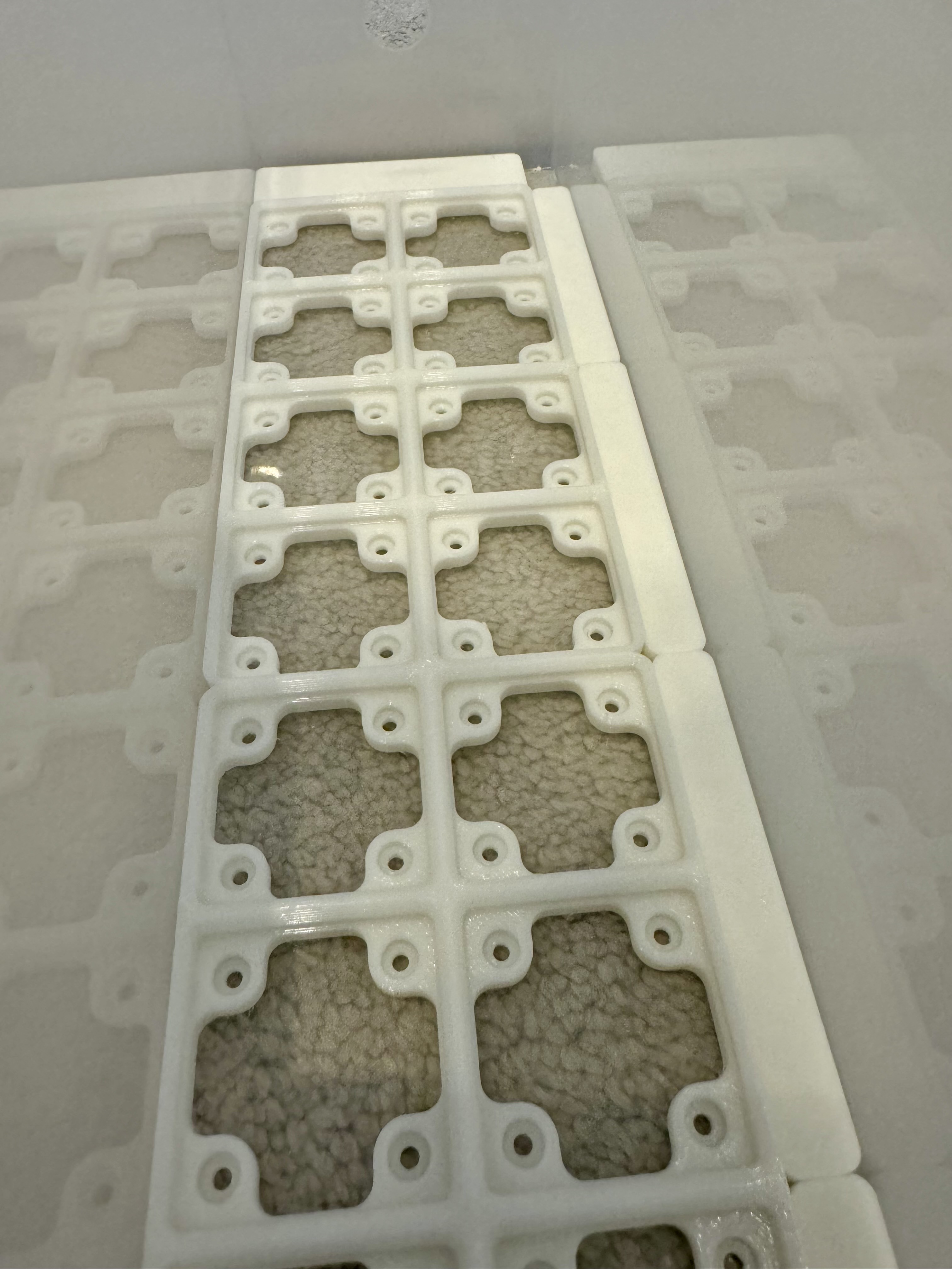 Gridfinity spacers for MUJI box