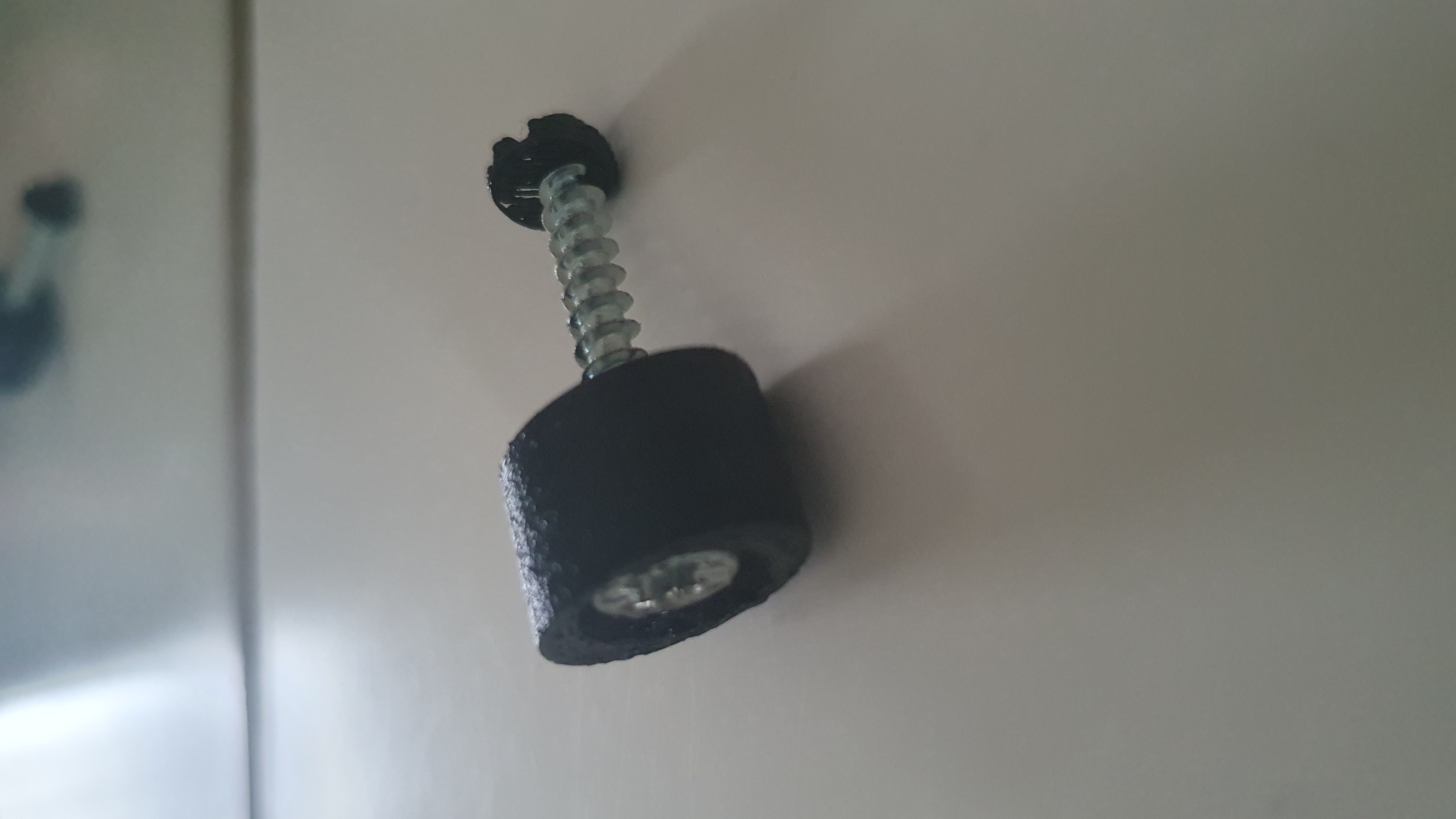 screw grip. tool for removing supports