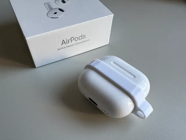 AirPods 4 case
