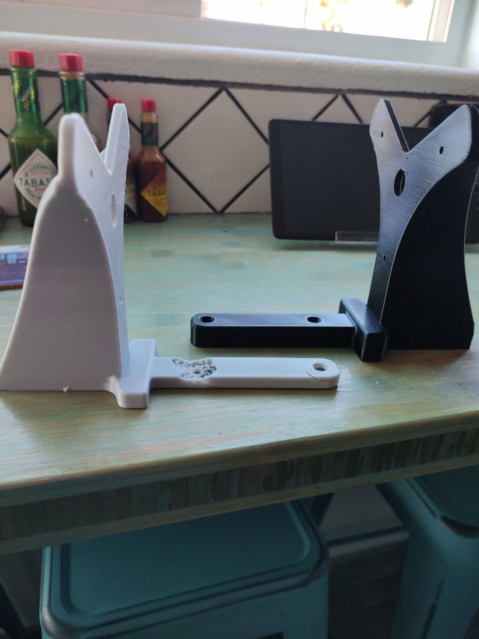Thicker Bracket for Flush-Mounting Bird Feeder