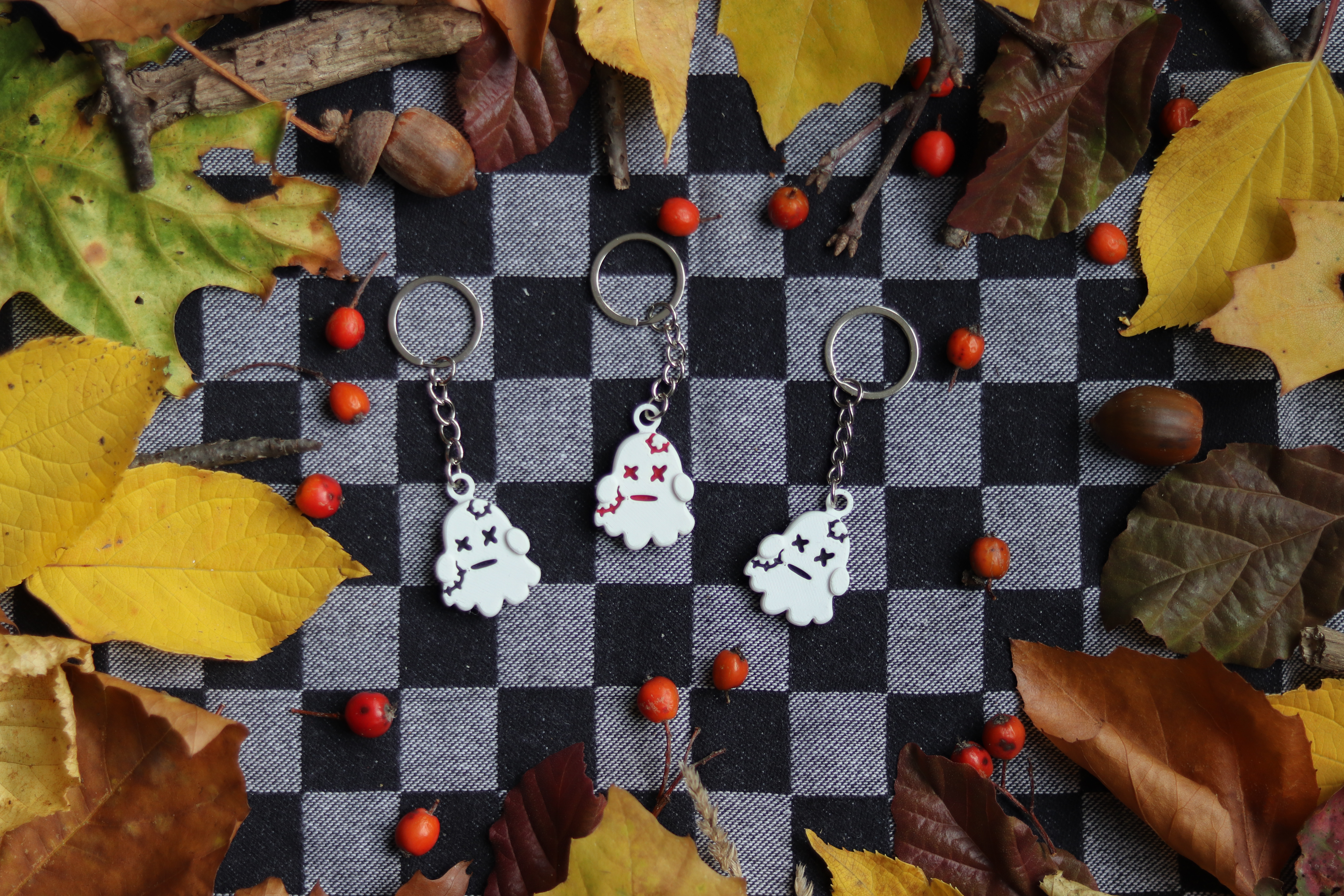 Scarred Ghost Keychain | Autumn Series | Halloween