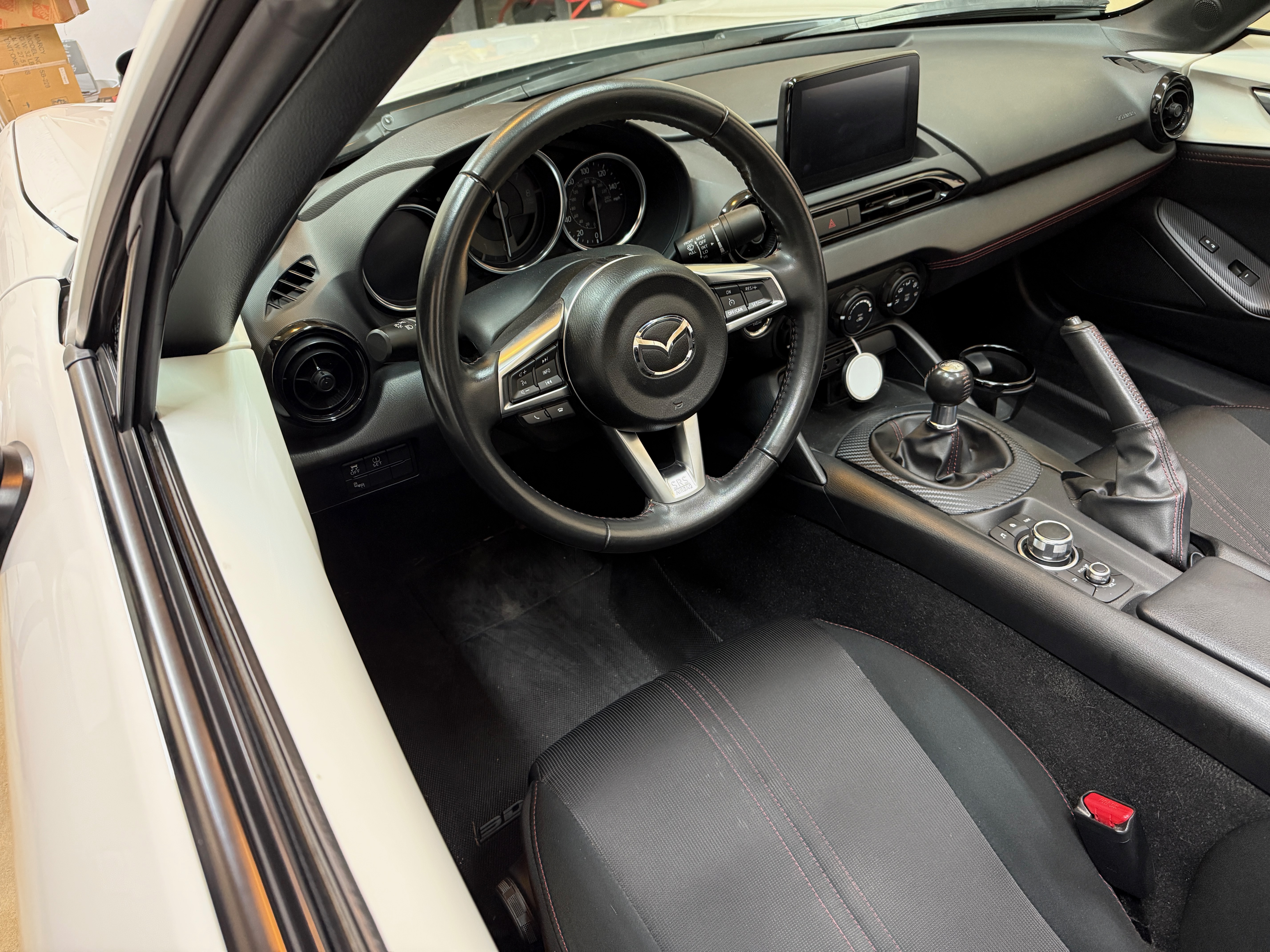 ND MX-5 Miata Magsafe Charger Mount