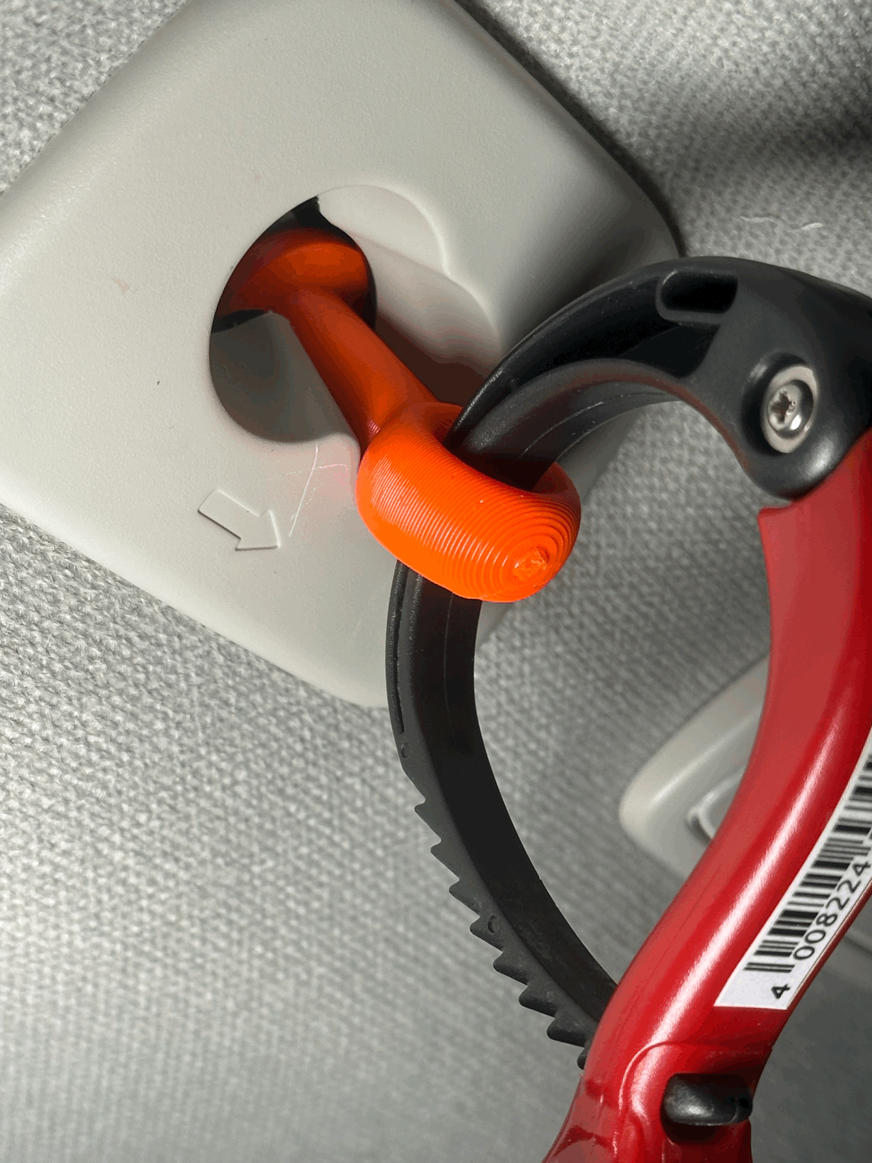 Volvo XC40  hook - holder